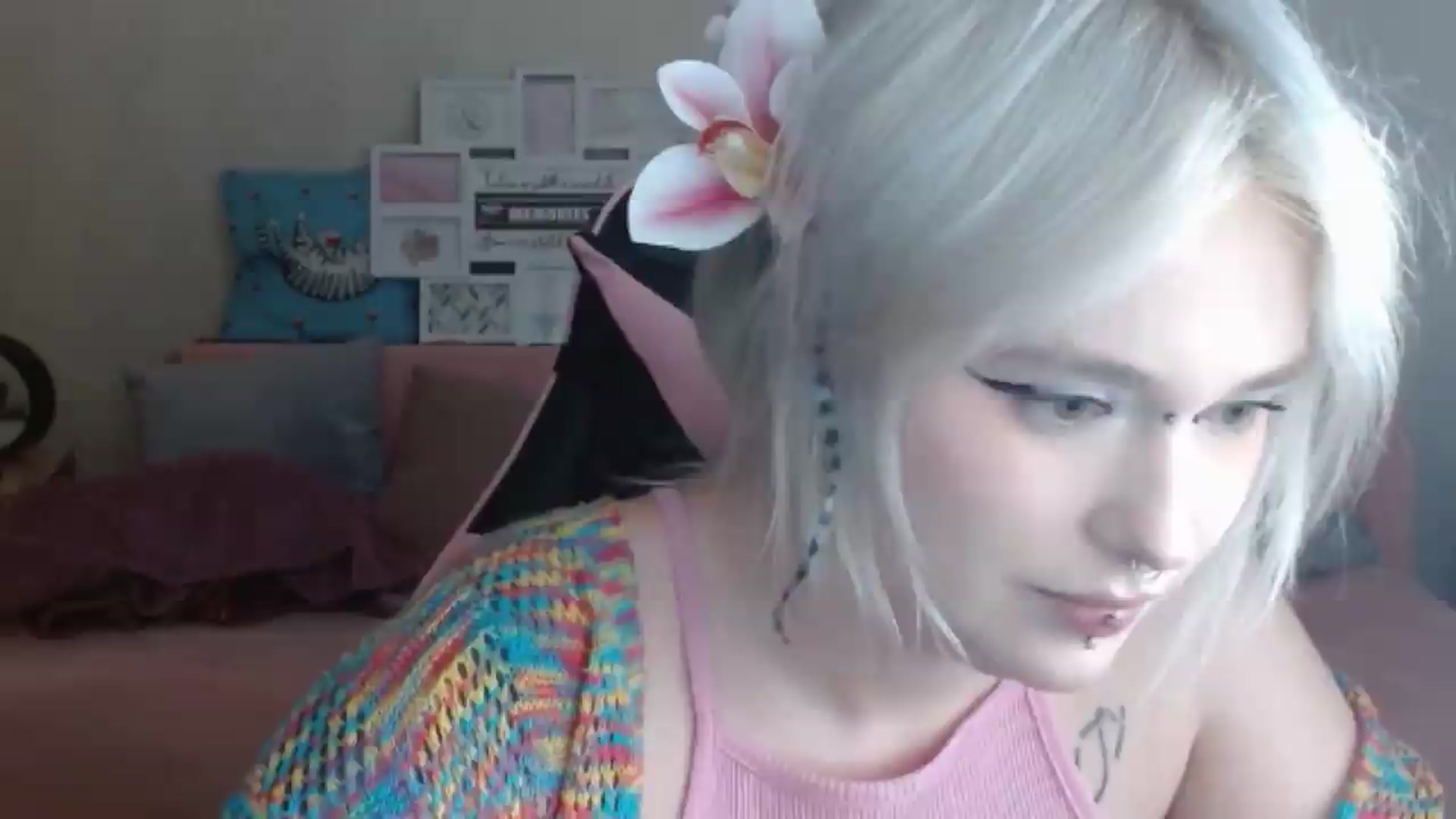 Gallery image thumbnail from Killinna's myfreecams stream on, 07/26/2026, 14:15 image 19 of 20