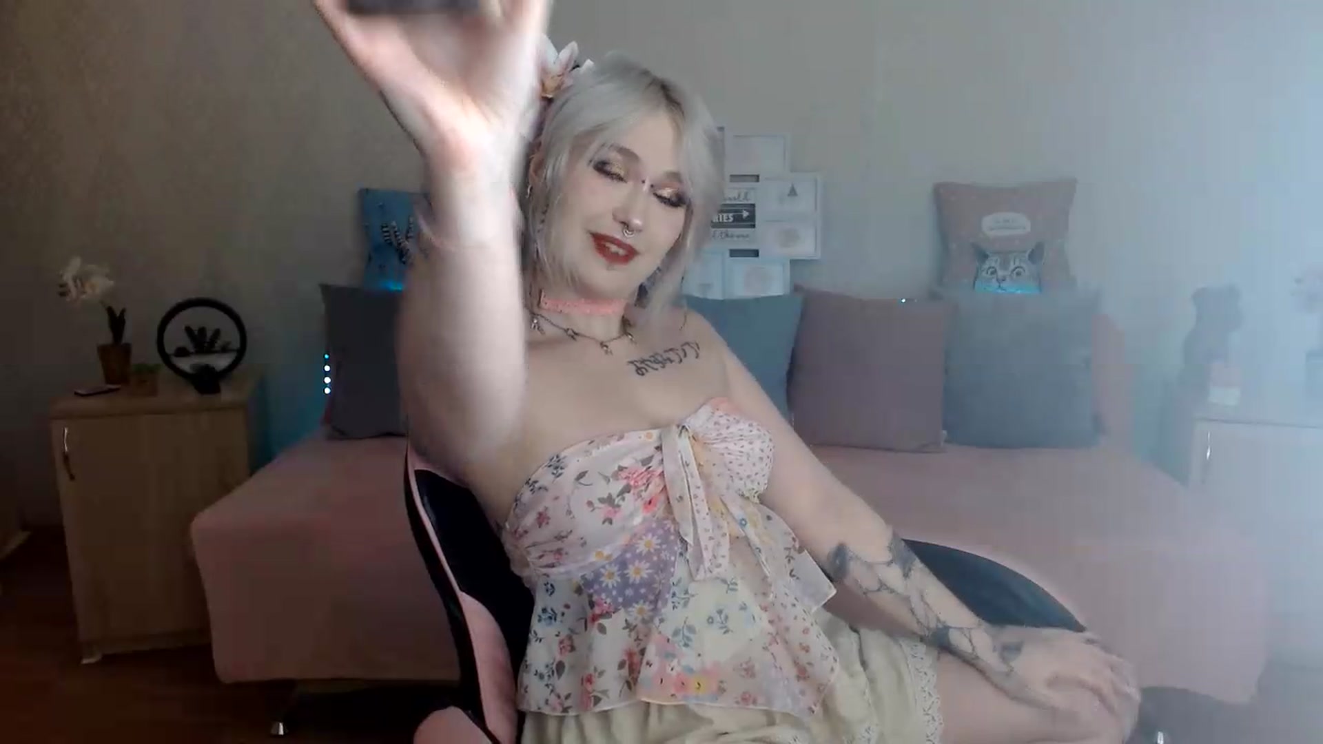 Gallery image thumbnail from Killinna's myfreecams stream on, 07/30/2026, 14:27 image 6 of 20