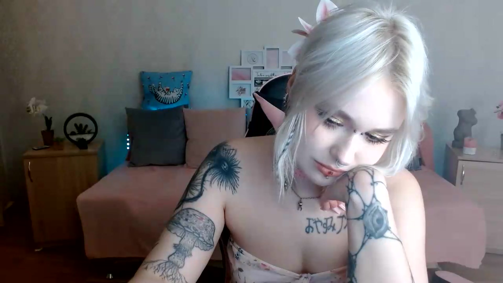 Gallery image thumbnail from Killinna's myfreecams stream on, 07/30/2026, 14:27 image 4 of 20