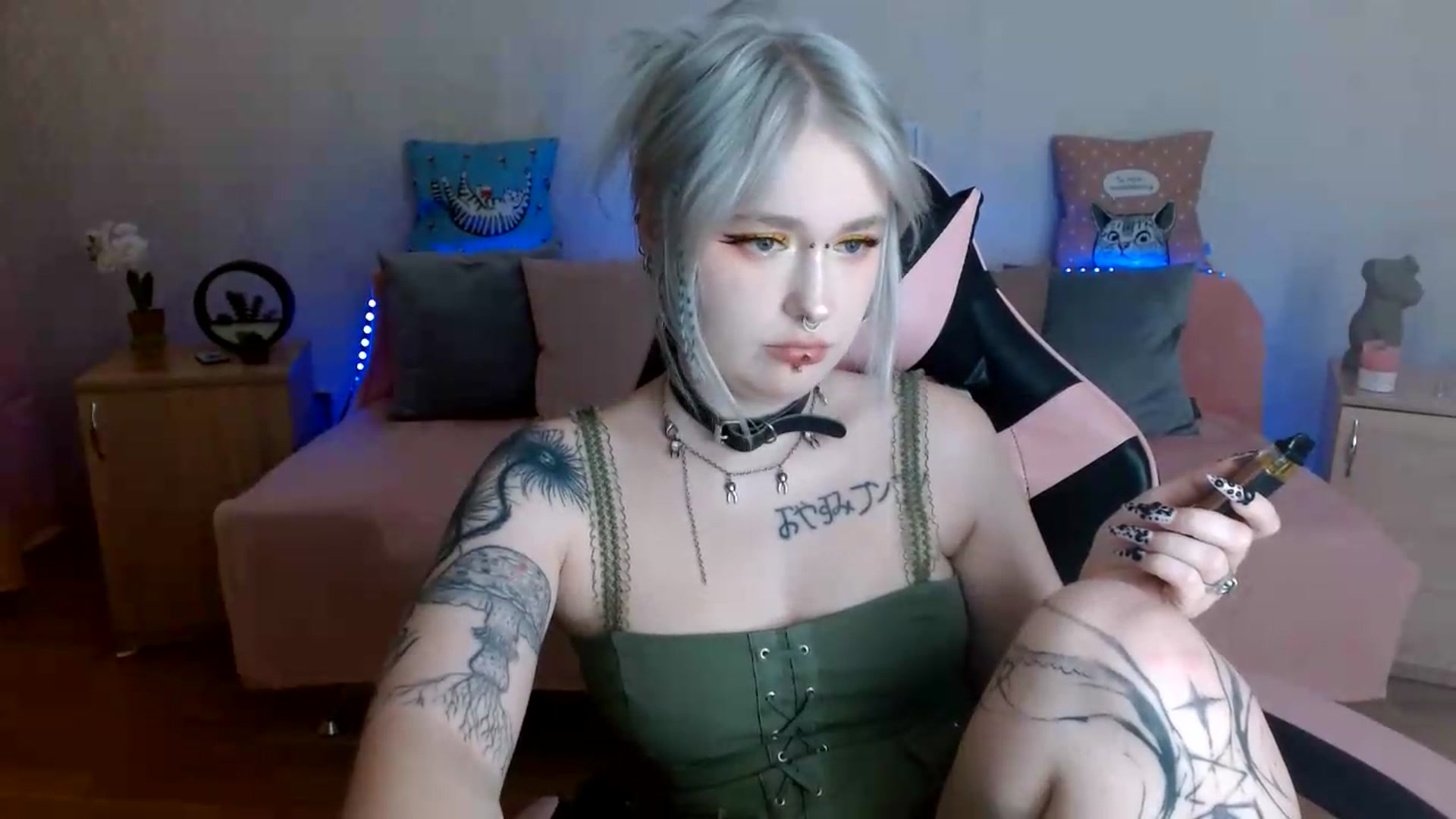 Gallery image thumbnail from Killinna's myfreecams stream on, 08/22/2026, 14:01 image 14 of 20