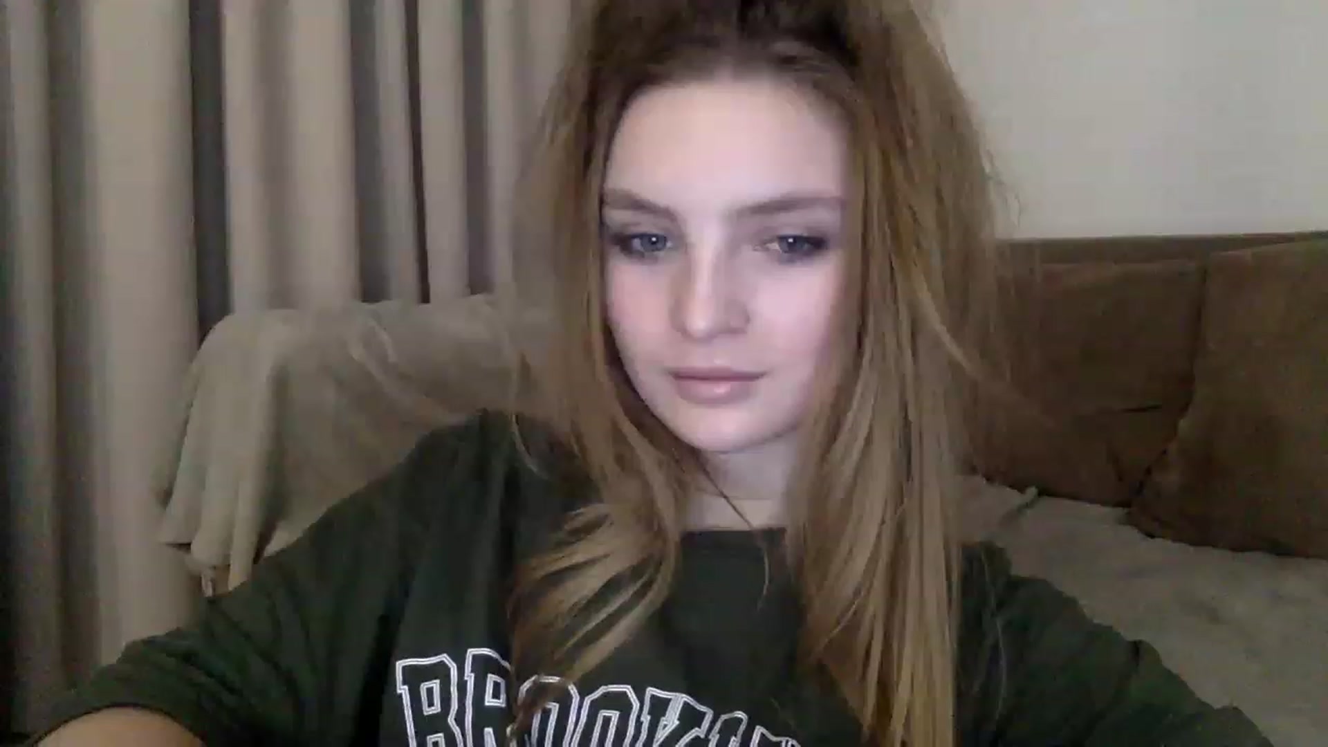 Gallery image thumbnail from Killler__here's myfreecams stream on, 12/03/2022, 19:15 image 18 of 20