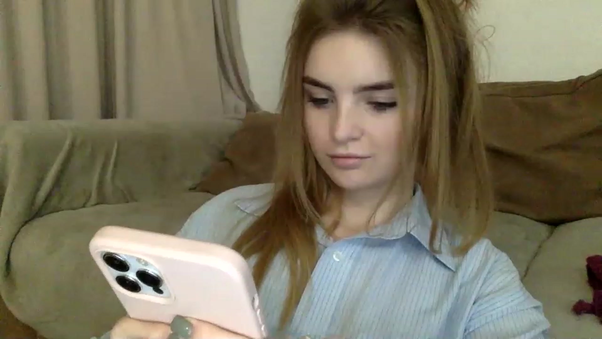 Gallery image thumbnail from Killler__here's myfreecams stream on, 12/08/2022, 19:05 image 1 of 20