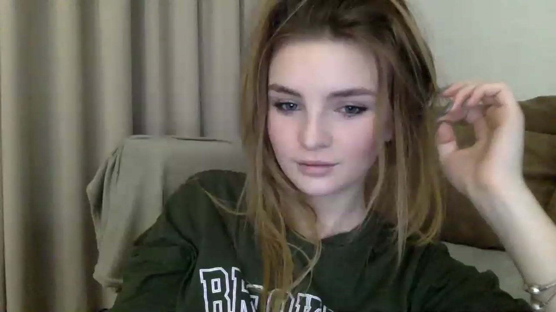 Gallery image thumbnail from Killler__here's myfreecams stream on, 12/26/2022, 19:41 image 19 of 20