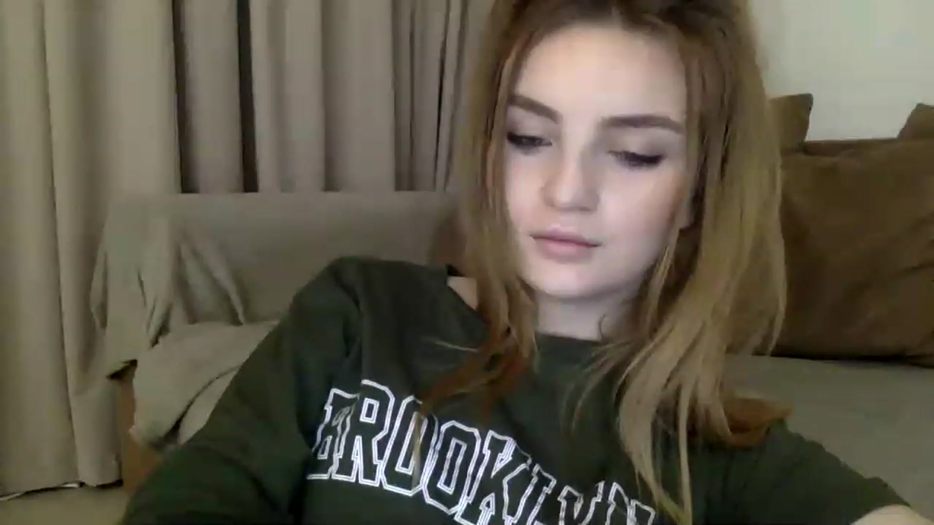 Gallery image thumbnail from Killler__here's myfreecams stream on, 01/08/2023, 18:52 image 6 of 20