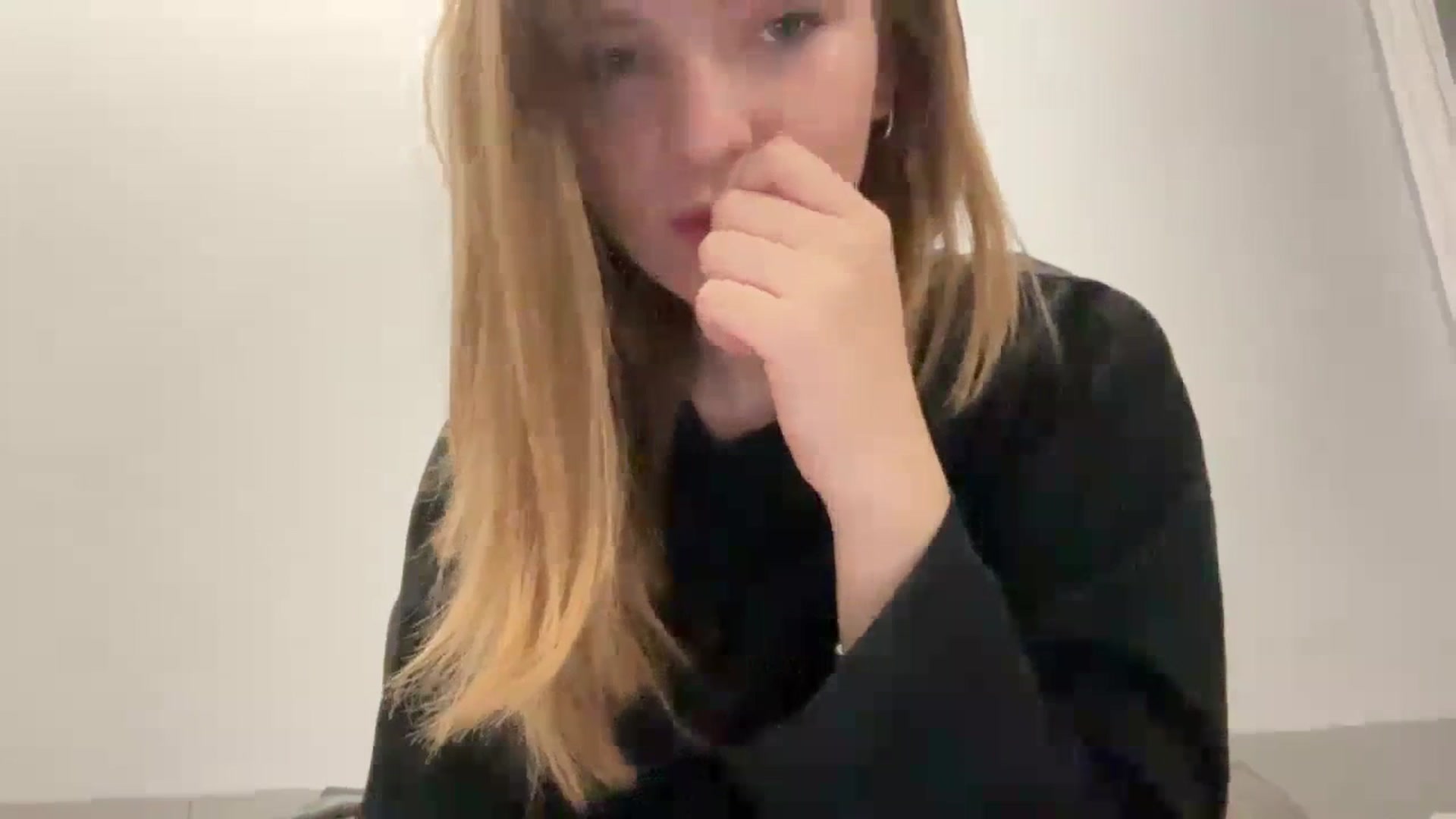 Gallery image thumbnail from Killler__here's myfreecams stream on, 07/12/2023, 19:31 image 13 of 20
