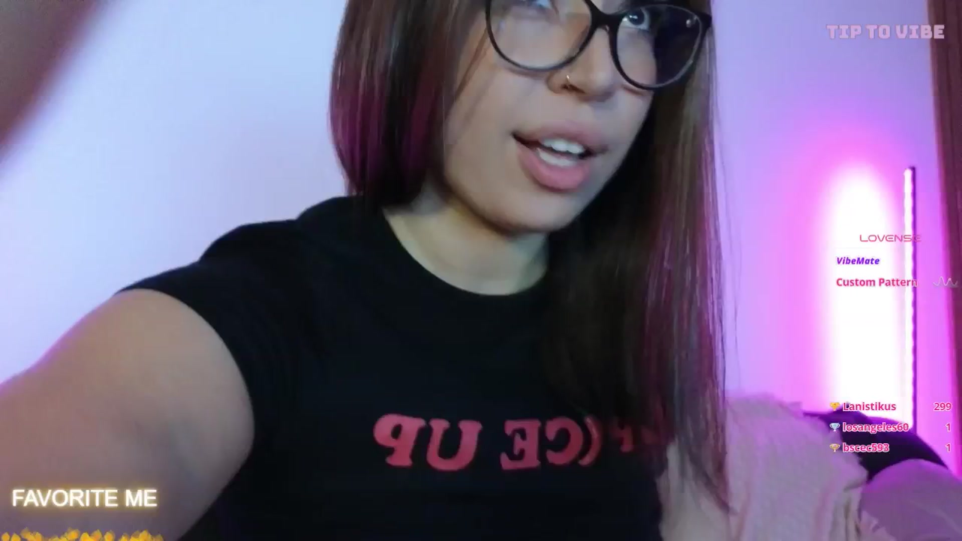 Gallery image thumbnail from KimArts's myfreecams stream on, 03/05/2025, 24:02 image 3 of 20