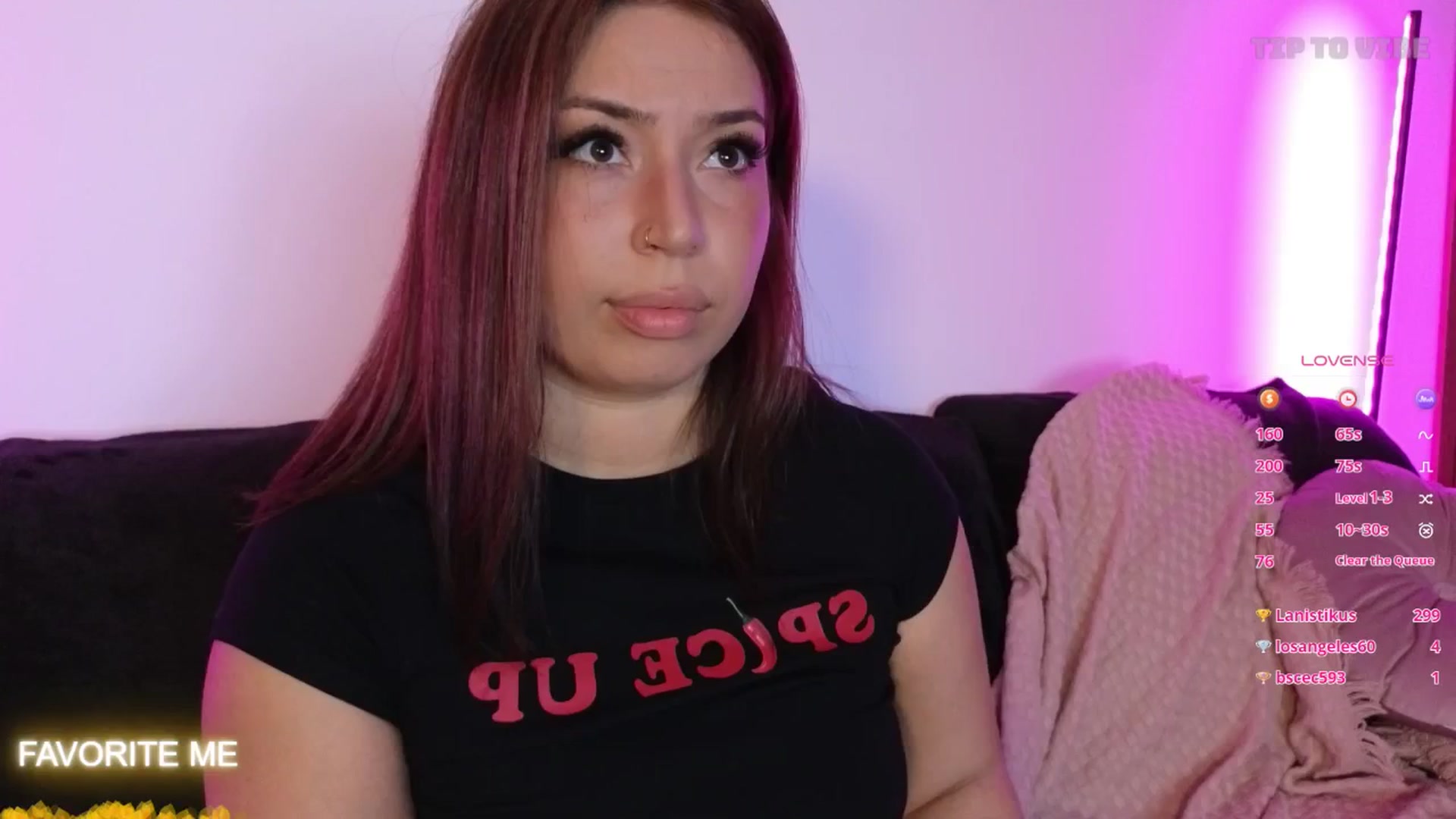 Gallery image thumbnail from KimArts's myfreecams stream on, 03/05/2025, 24:02 image 8 of 20
