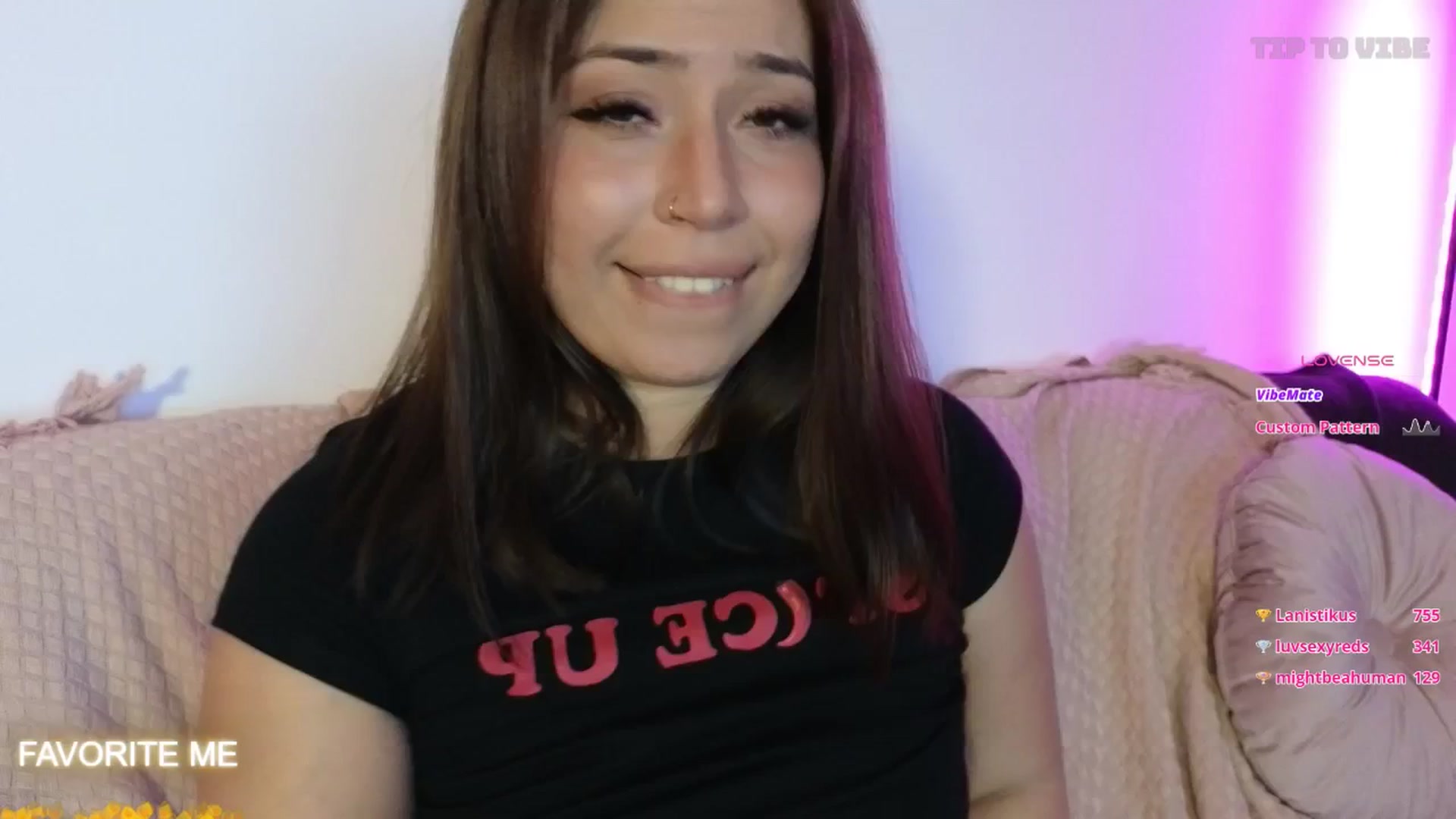 Gallery image thumbnail from KimArts's myfreecams stream on, 03/05/2025, 01:44 image 19 of 20