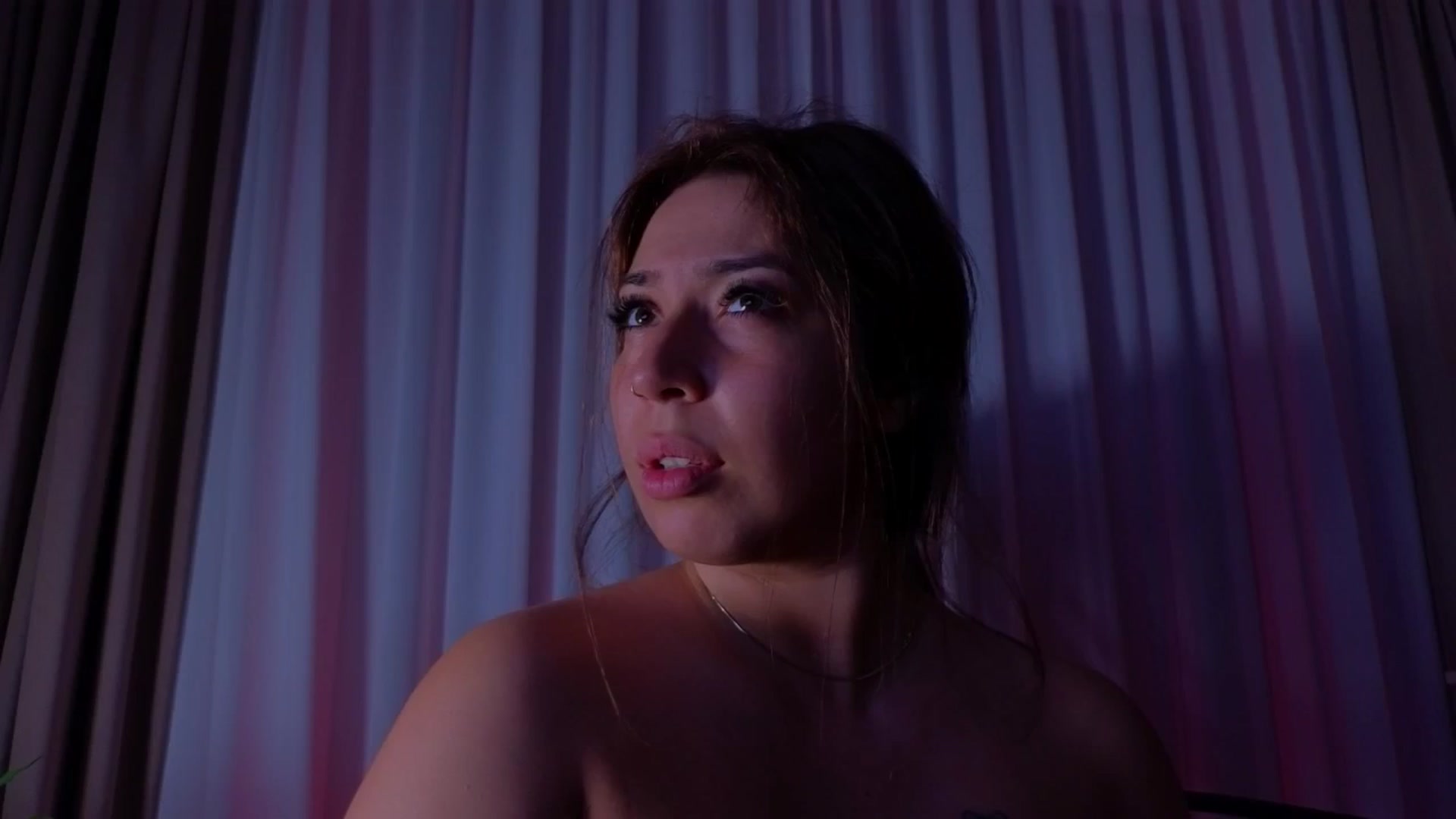 Gallery image thumbnail from KimArts's myfreecams stream on, 03/10/2025, 02:04 image 3 of 20