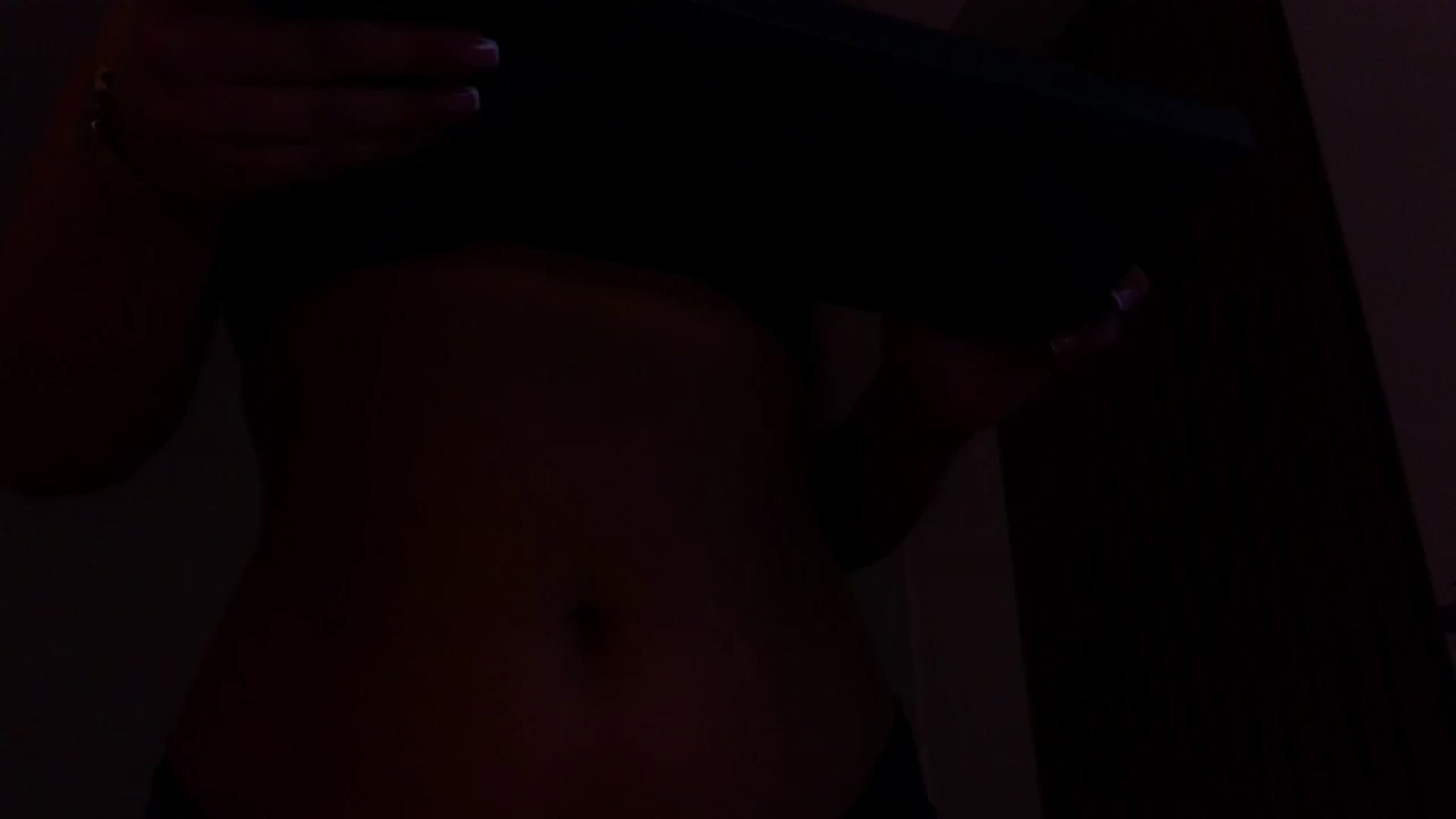 Gallery image thumbnail from KimArts's myfreecams stream on, 03/10/2025, 17:45 image 3 of 20