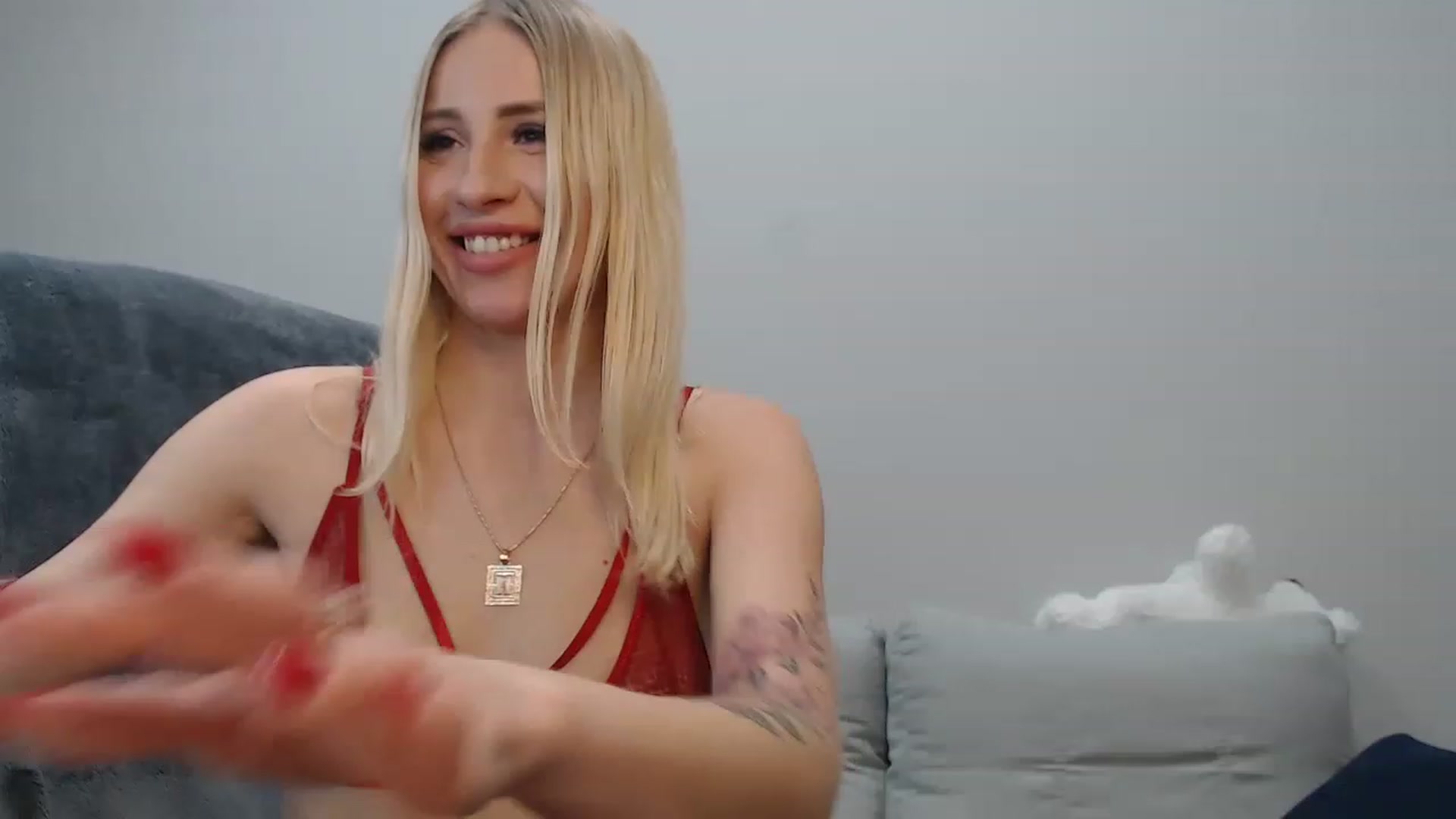 Gallery image thumbnail from KimKalash's myfreecams stream on, 12/02/2022, 14:16 image 20 of 20