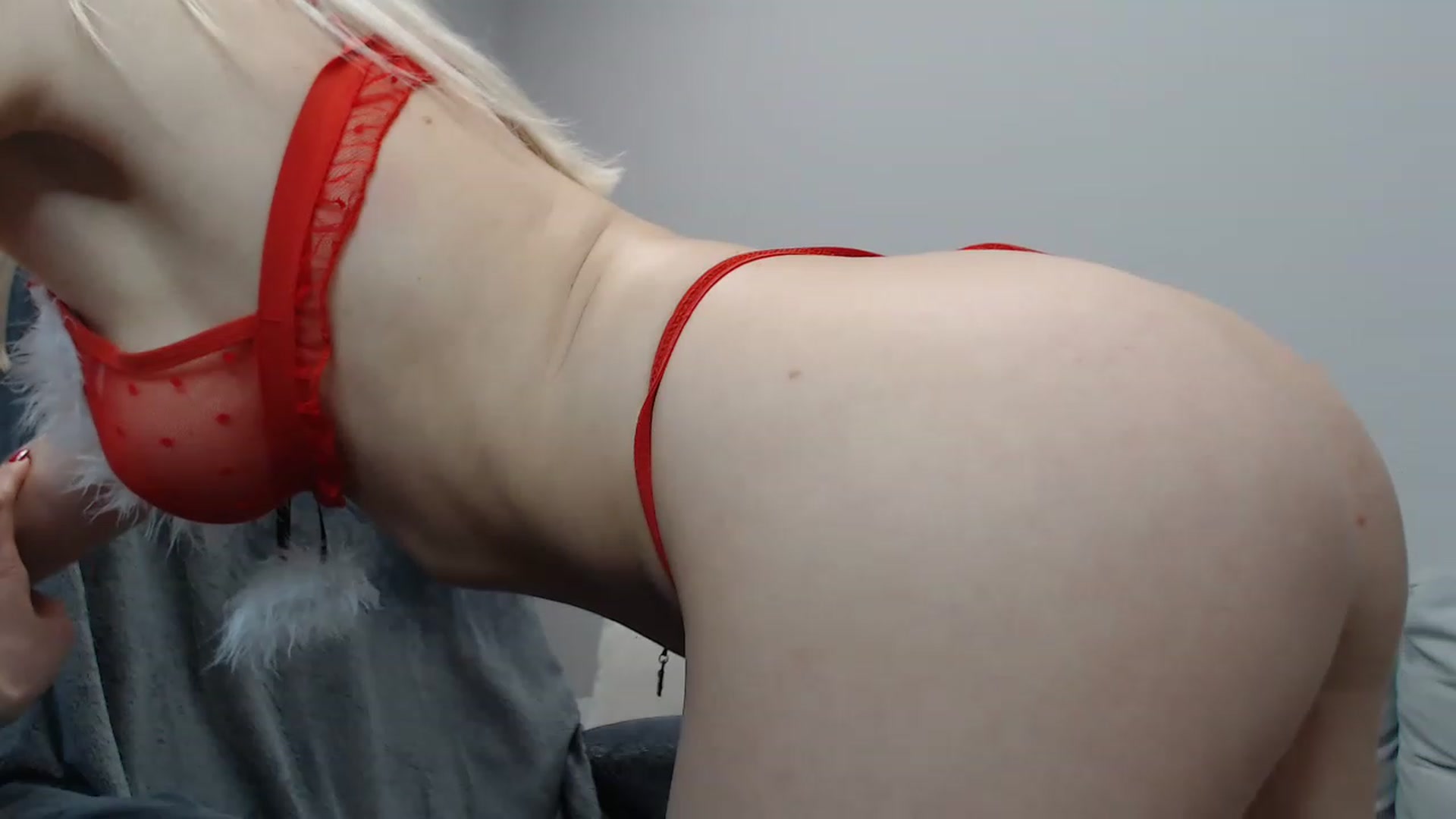 Gallery image thumbnail from KimKalash's myfreecams stream on, 12/25/2022, 17:48 image 10 of 20
