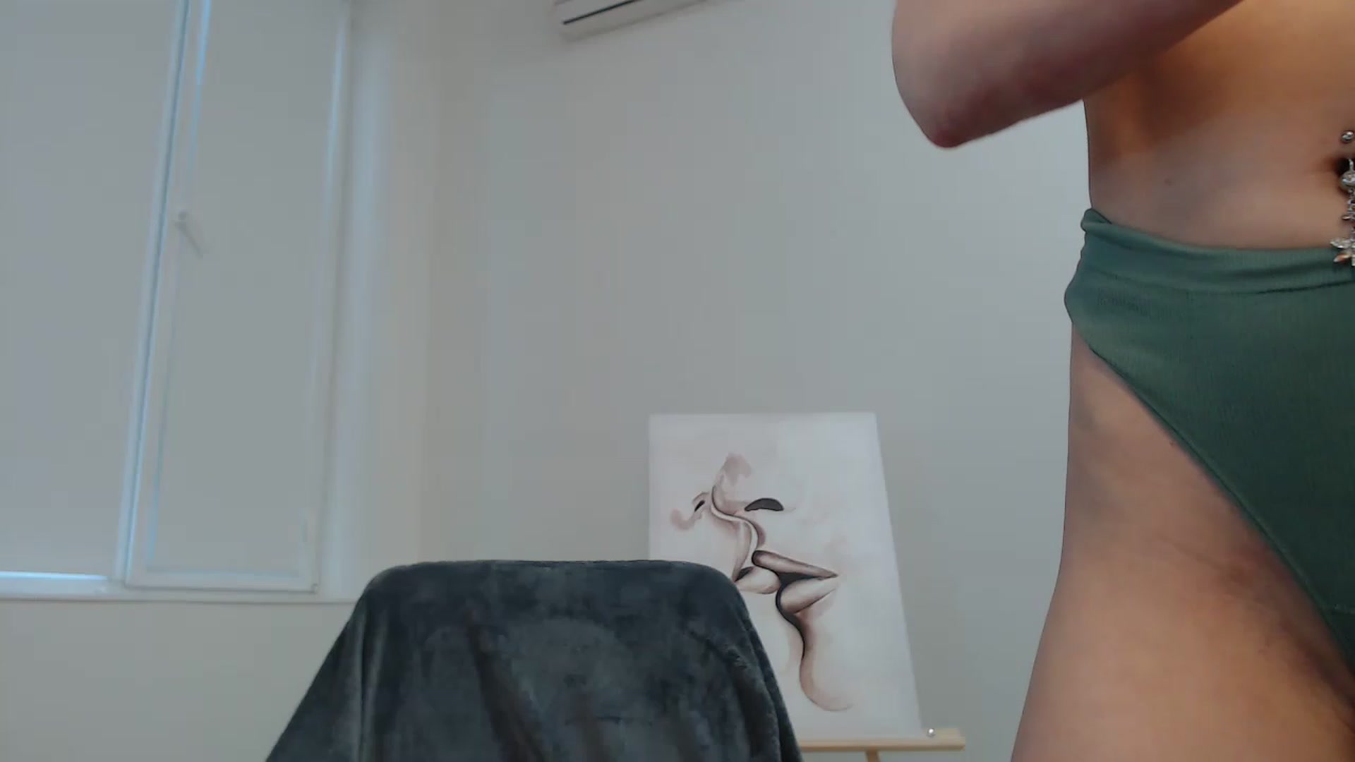 Gallery image thumbnail from KimKalash's myfreecams stream on, 01/23/2023, 12:46 image 17 of 20