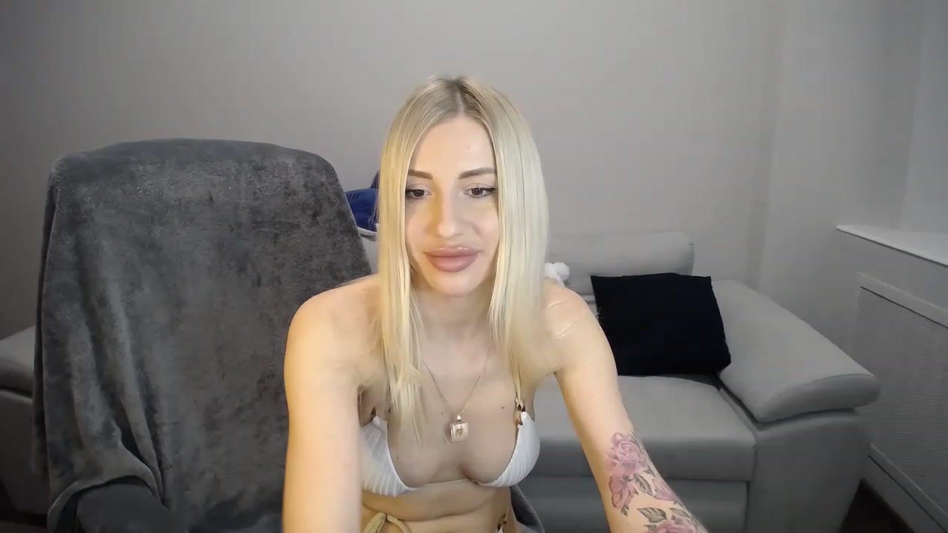 Gallery image thumbnail from KimKalash's myfreecams stream on, 02/04/2023, 14:43 image 7 of 20