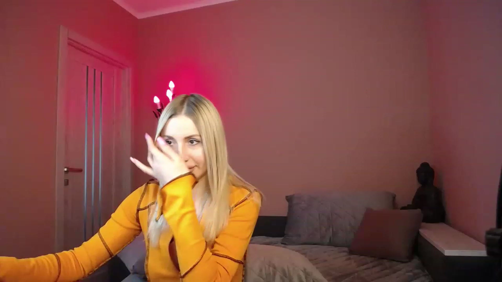 Gallery image thumbnail from KimKalash's myfreecams stream on, 04/12/2023, 12:34 image 16 of 20
