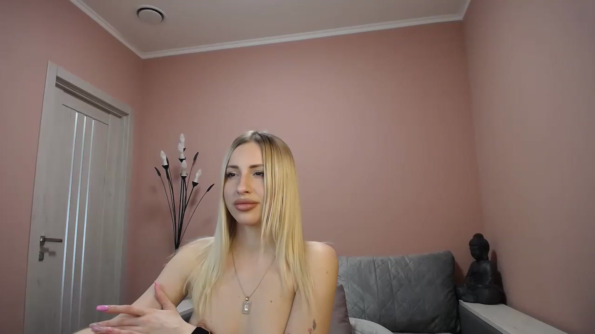Gallery image thumbnail from KimKalash's myfreecams stream on, 04/23/2023, 11:41 image 16 of 20