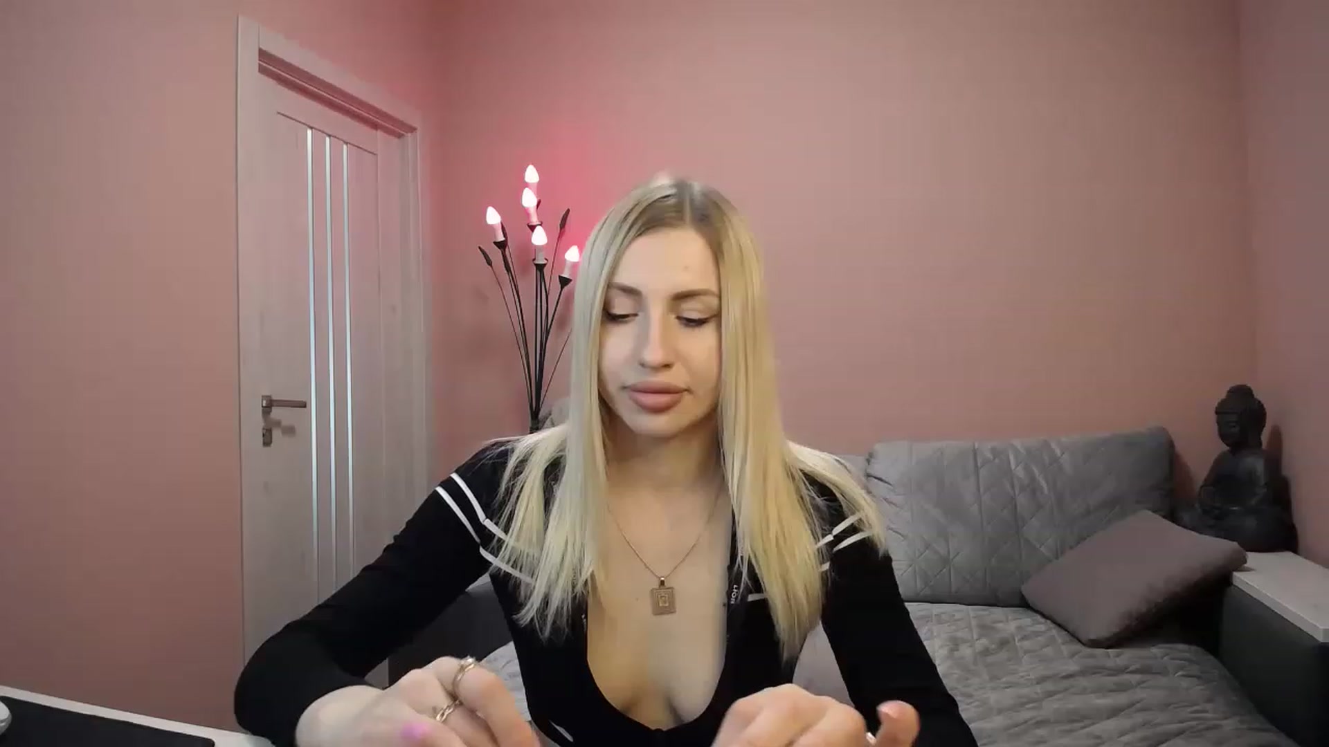 Gallery image thumbnail from KimKalash's myfreecams stream on, 04/24/2023, 08:55 image 19 of 20