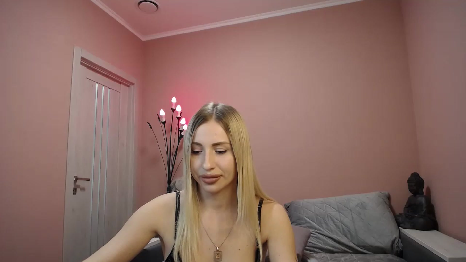 Gallery image thumbnail from KimKalash's myfreecams stream on, 05/09/2023, 11:41 image 6 of 20