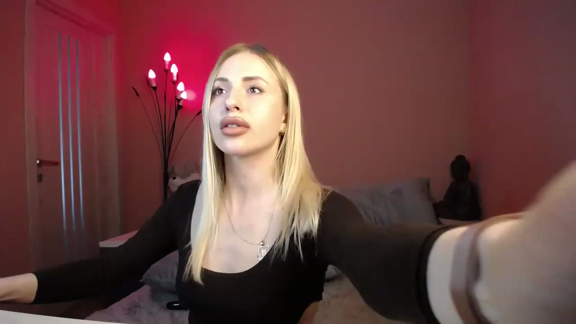 Gallery image thumbnail from KimKalash's myfreecams stream on, 05/09/2023, 12:49 image 17 of 20