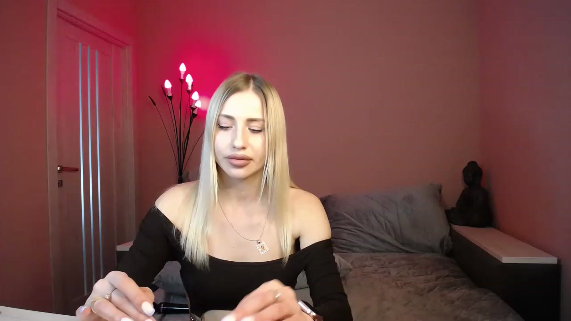 Gallery image thumbnail from KimKalash's myfreecams stream on, 05/09/2023, 12:49 image 2 of 20