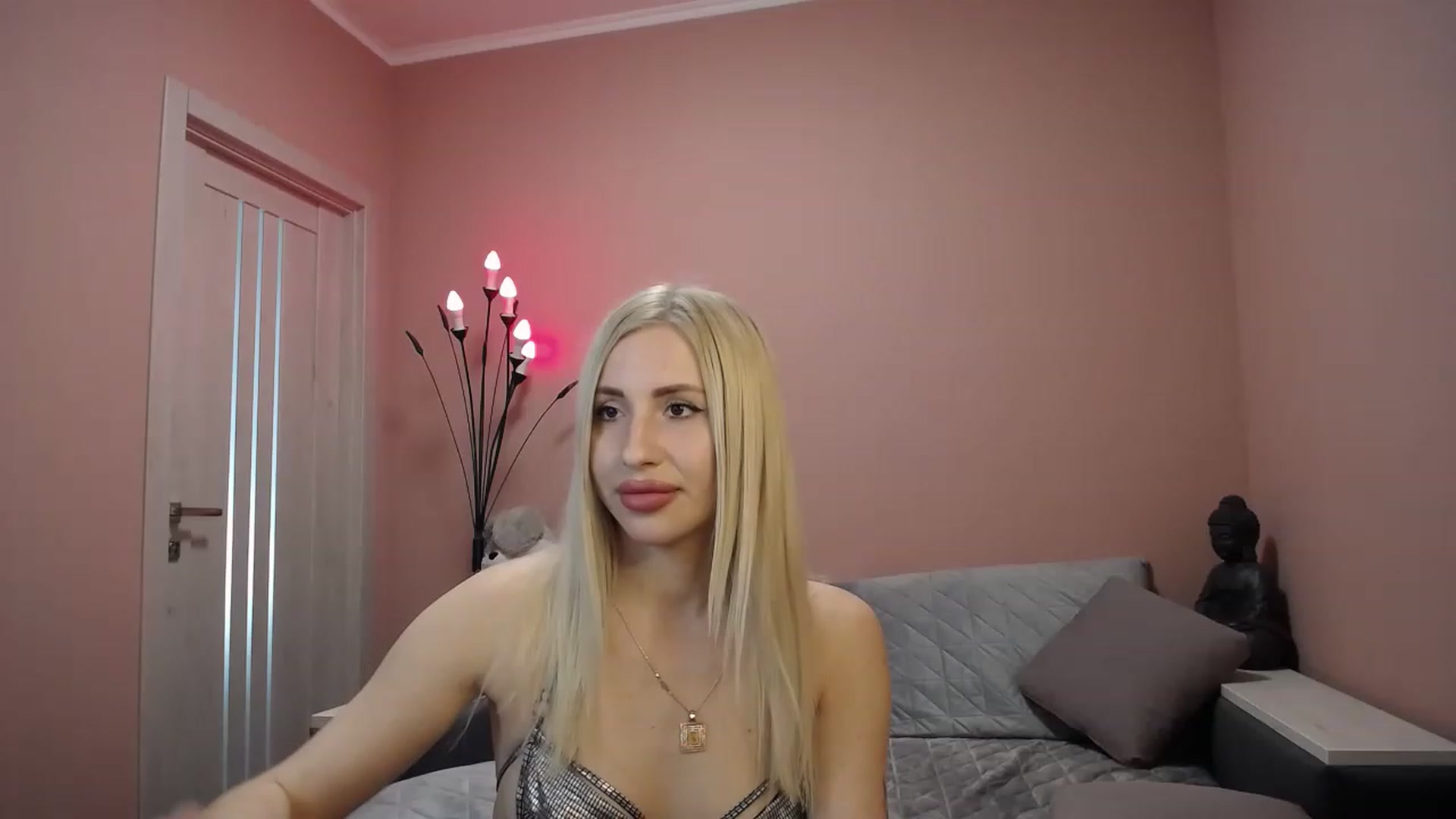 Gallery image thumbnail from KimKalash's myfreecams stream on, 05/16/2023, 11:49 image 2 of 20