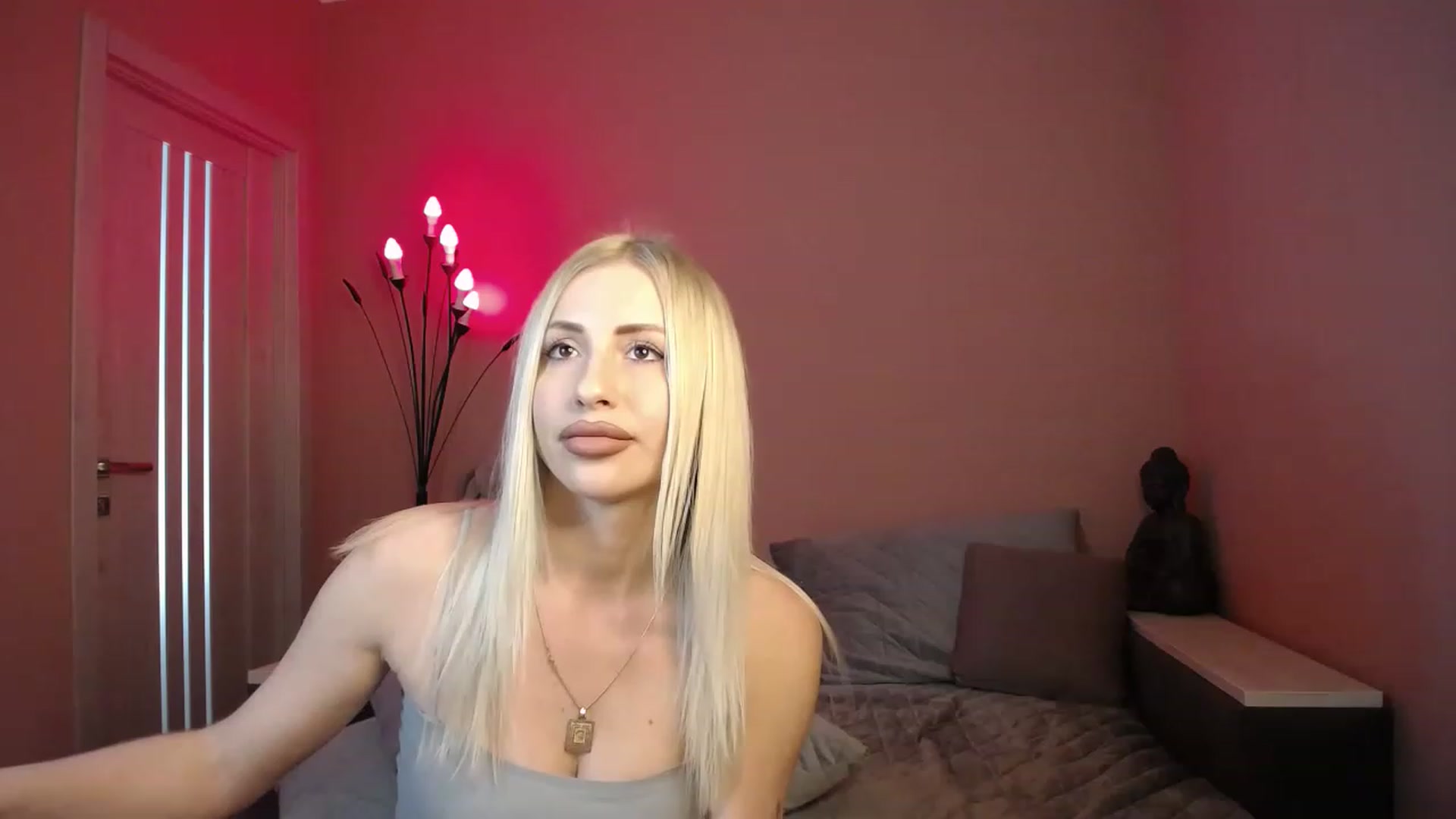 Gallery image thumbnail from KimKalash's myfreecams stream on, 05/22/2023, 12:51 image 6 of 20