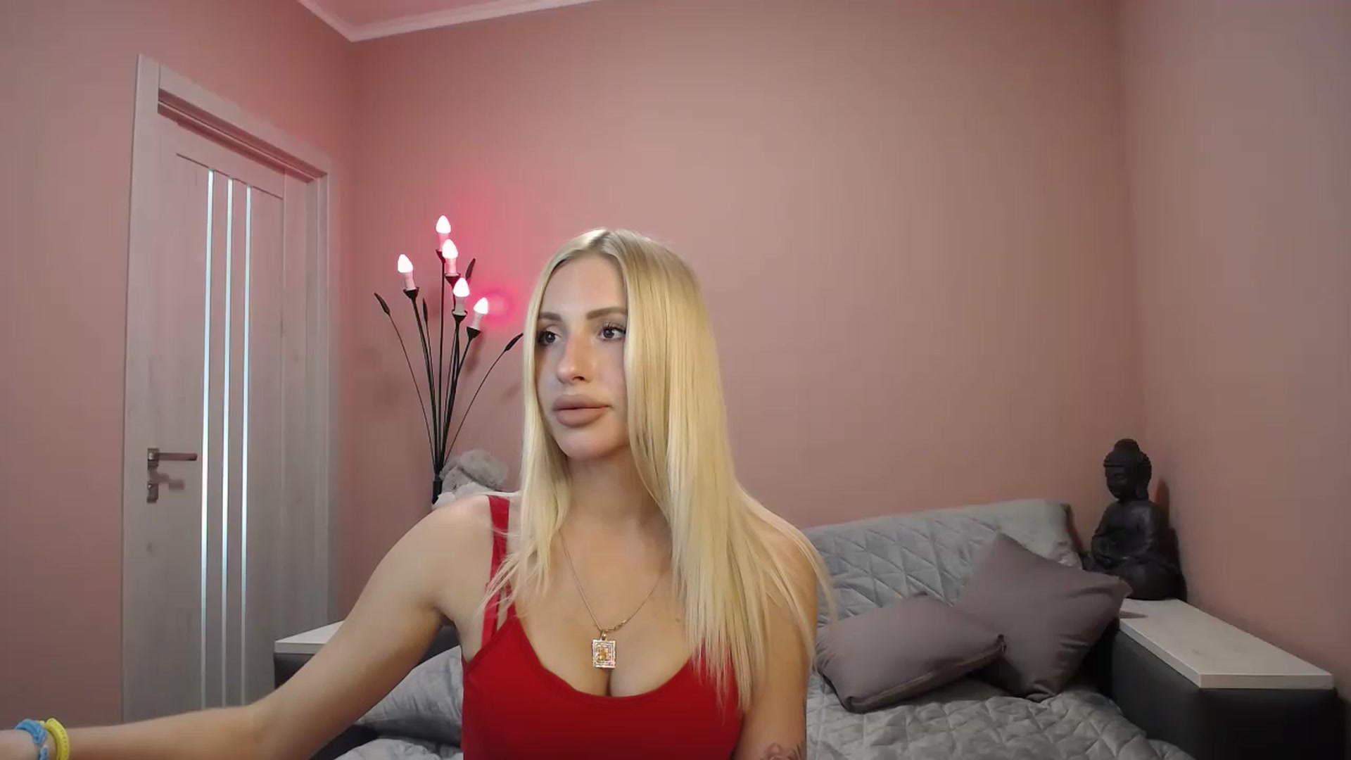 Gallery image thumbnail from KimKalash's myfreecams stream on, 06/04/2023, 08:50 image 20 of 20