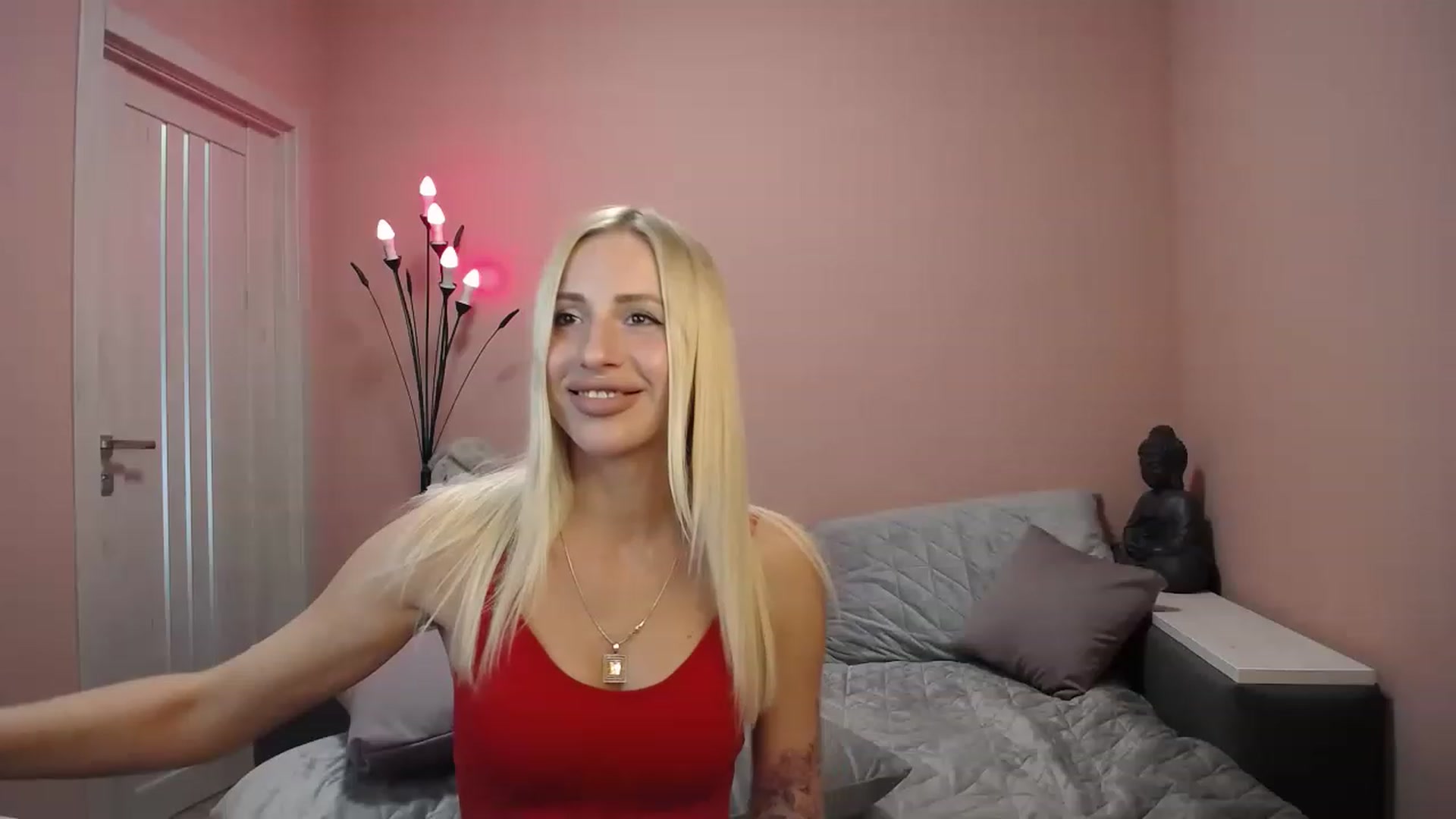 Gallery image thumbnail from KimKalash's myfreecams stream on, 06/04/2023, 11:55 image 4 of 20