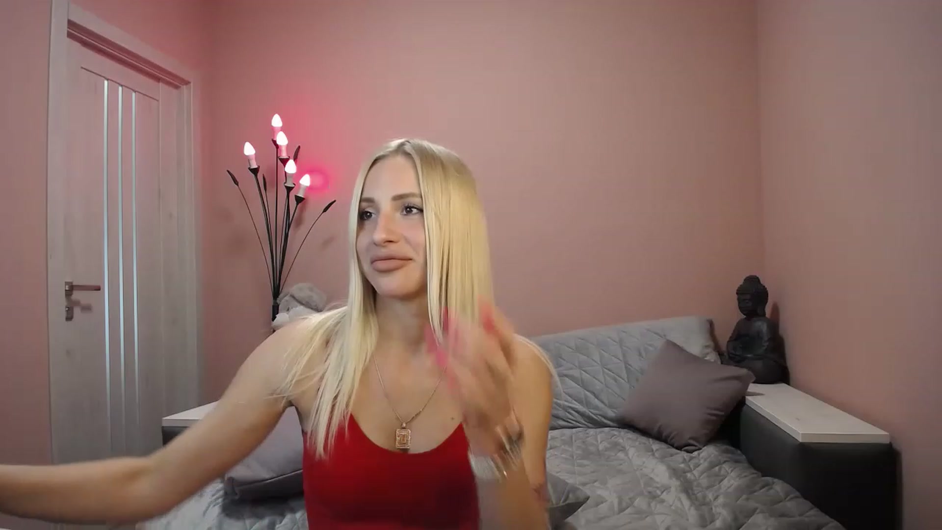 Gallery image thumbnail from KimKalash's myfreecams stream on, 06/04/2023, 11:55 image 5 of 20