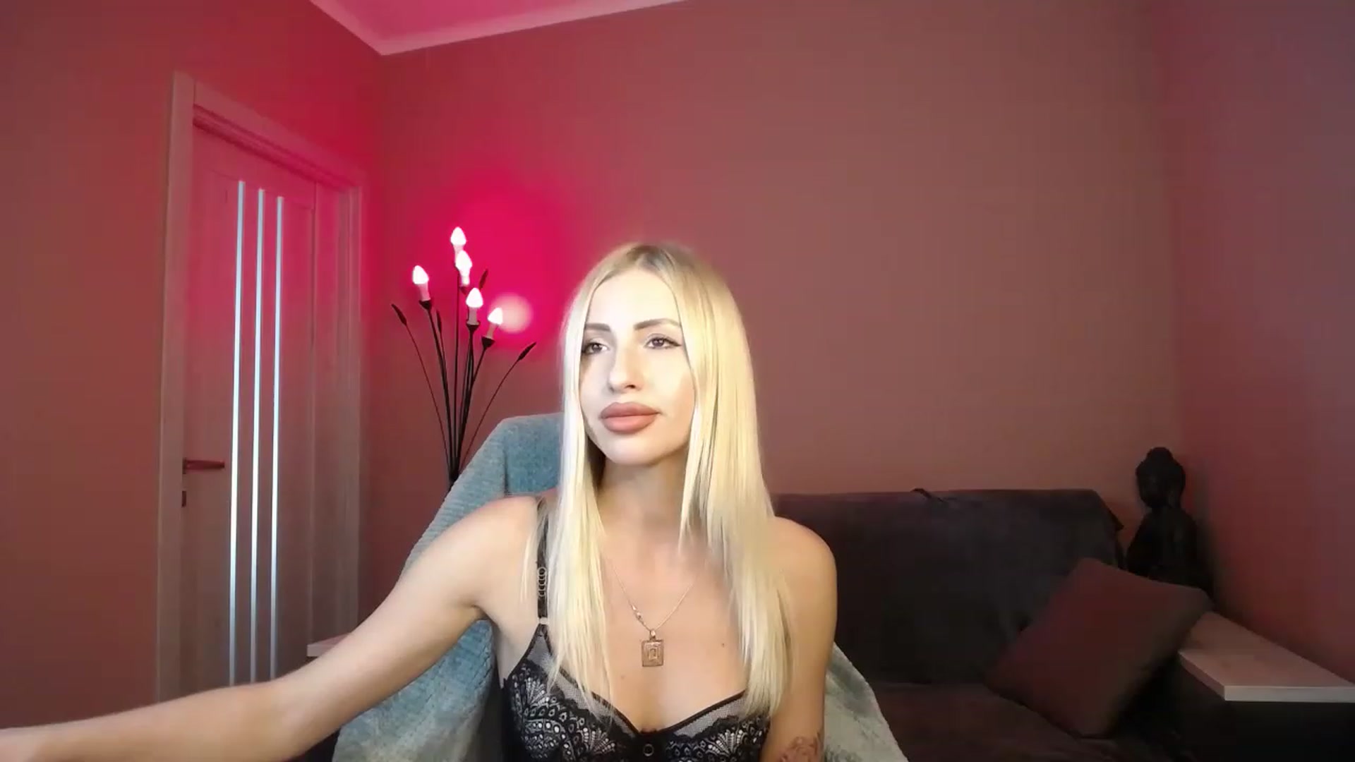 Gallery image thumbnail from KimKalash's myfreecams stream on, 06/27/2023, 10:02 image 6 of 20