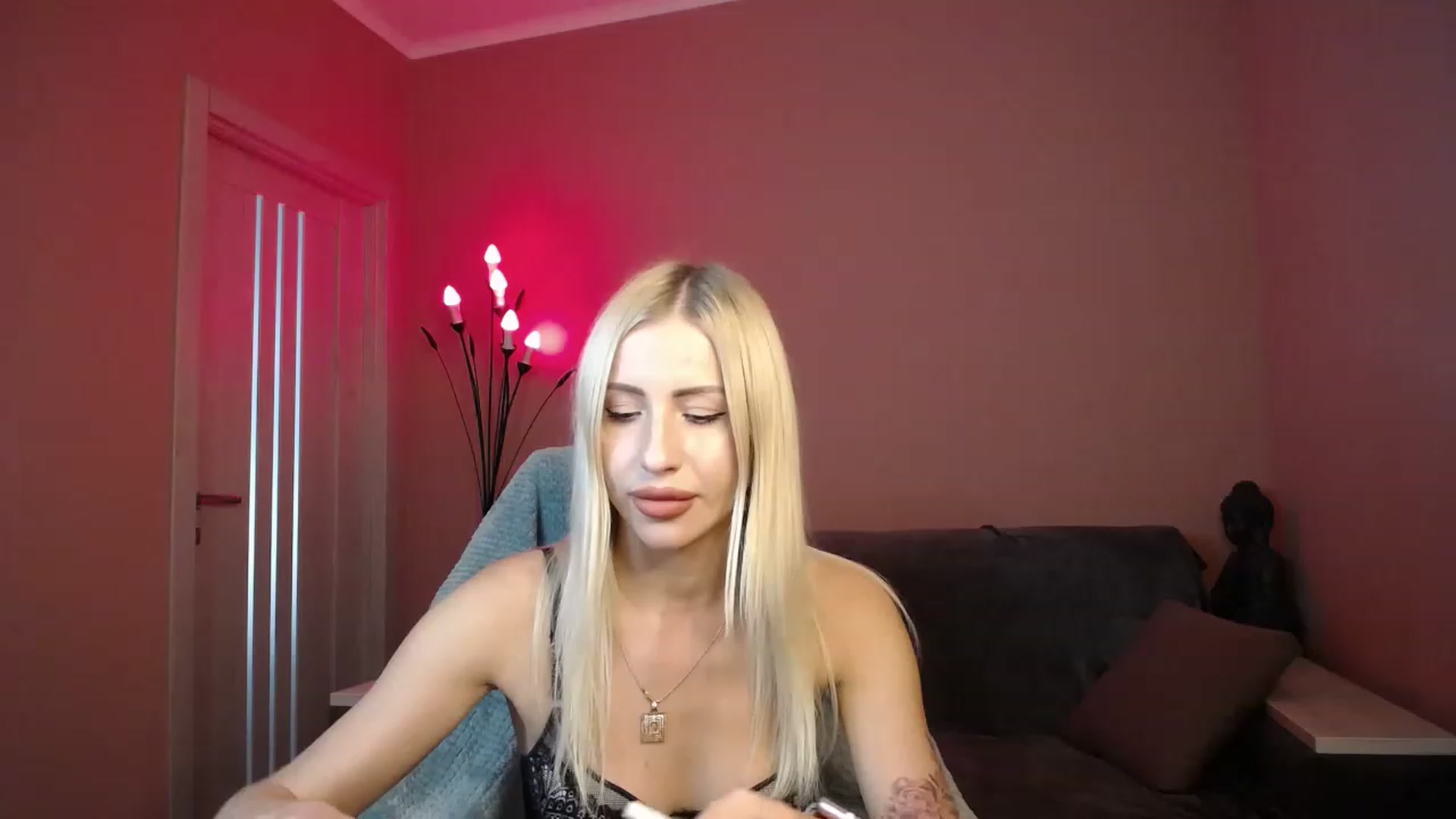 Gallery image thumbnail from KimKalash's myfreecams stream on, 06/27/2023, 10:02 image 5 of 20