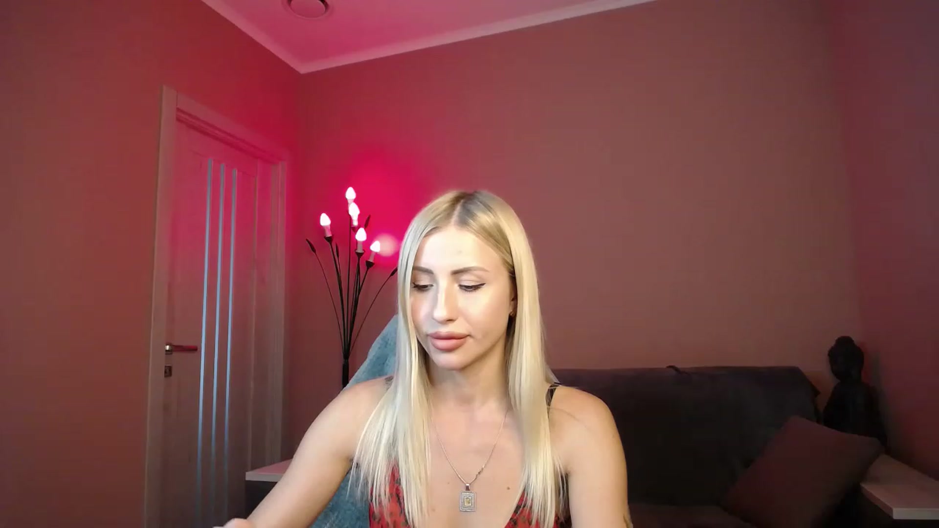 Gallery image thumbnail from KimKalash's myfreecams stream on, 06/27/2023, 13:22 image 15 of 20