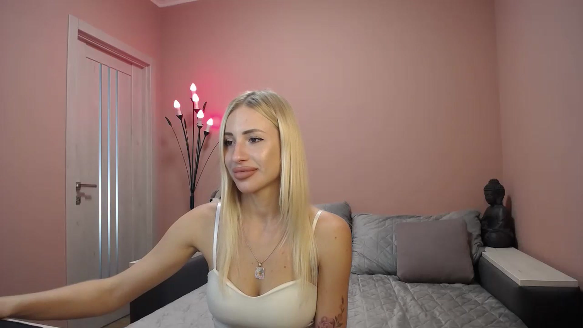 Gallery image thumbnail from KimKalash's myfreecams stream on, 07/02/2023, 08:49 image 20 of 20