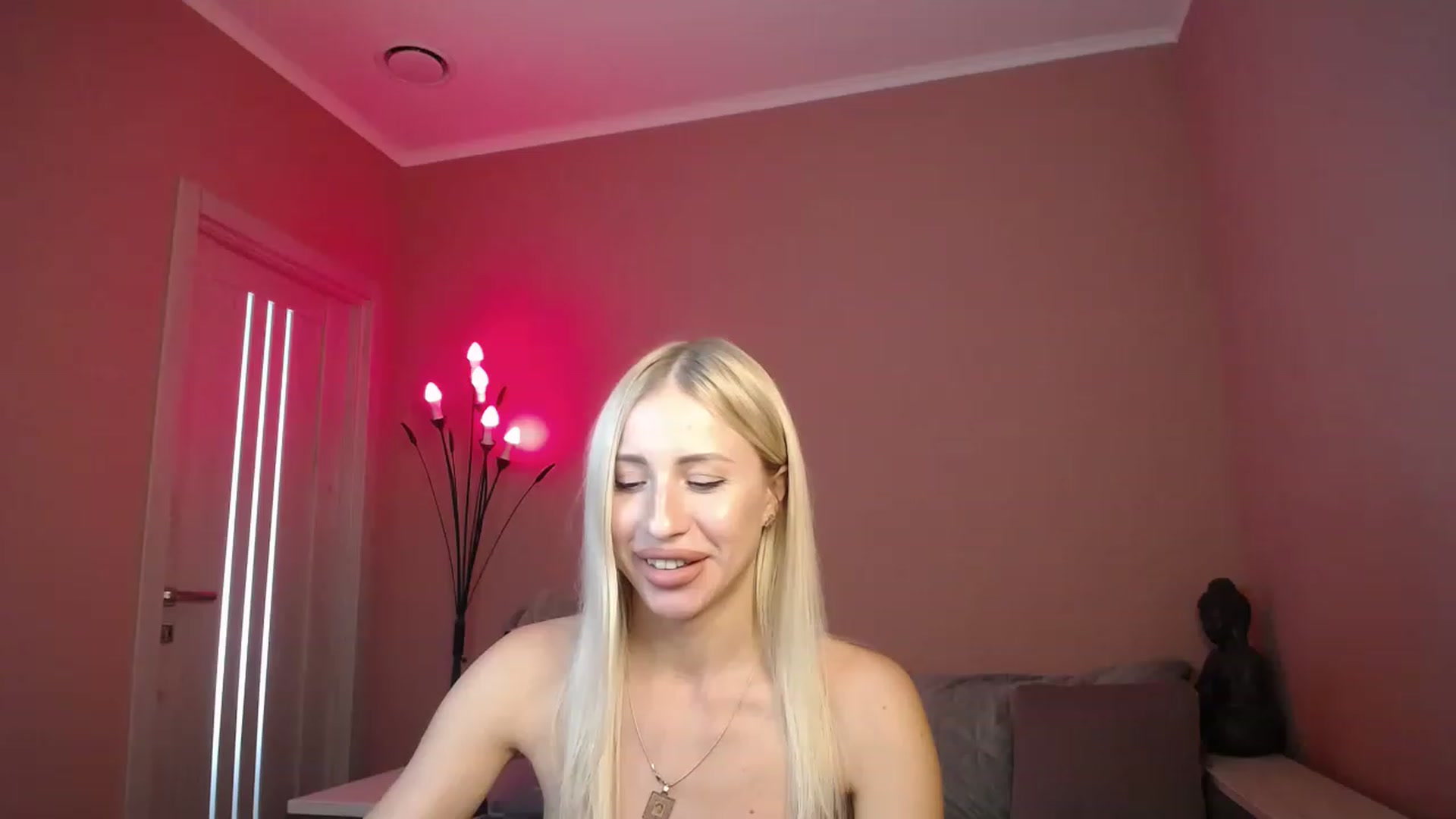 Gallery image thumbnail from KimKalash's myfreecams stream on, 07/04/2023, 10:45 image 2 of 20