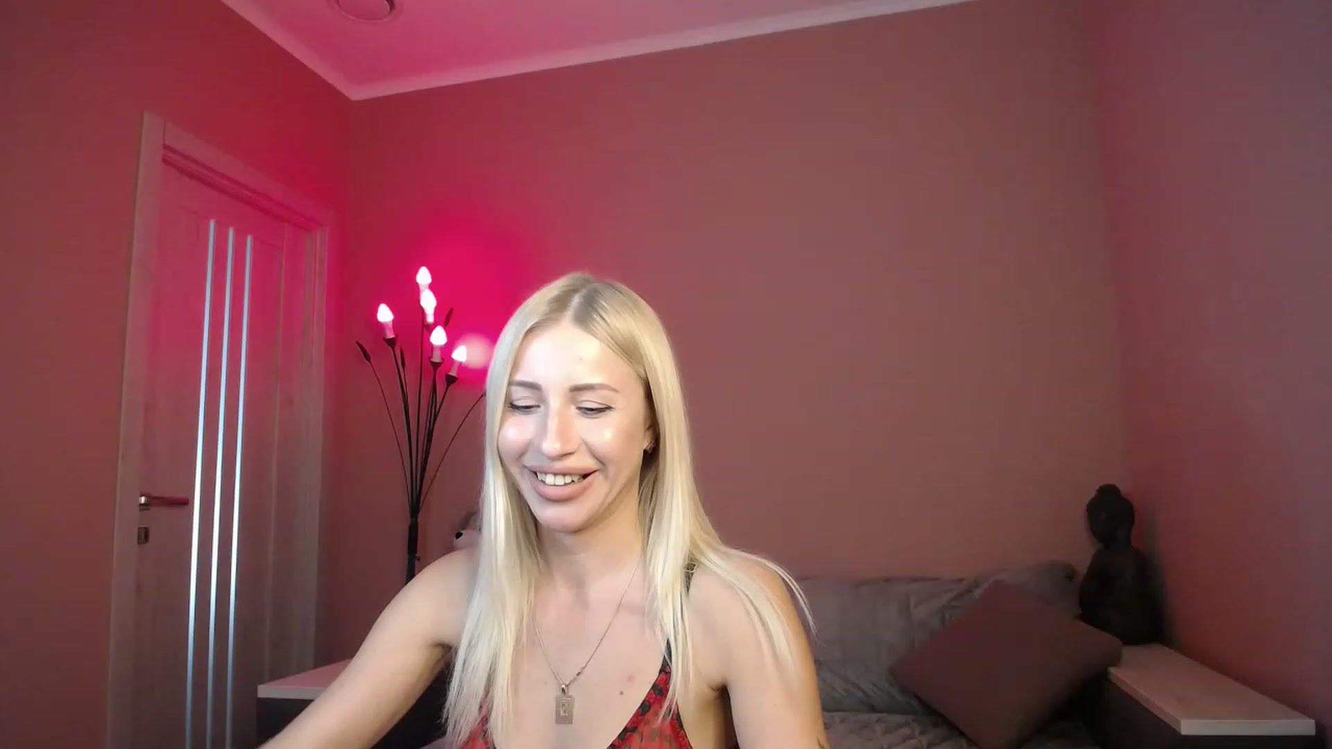 Gallery image thumbnail from KimKalash's myfreecams stream on, 07/08/2023, 09:23 image 8 of 20