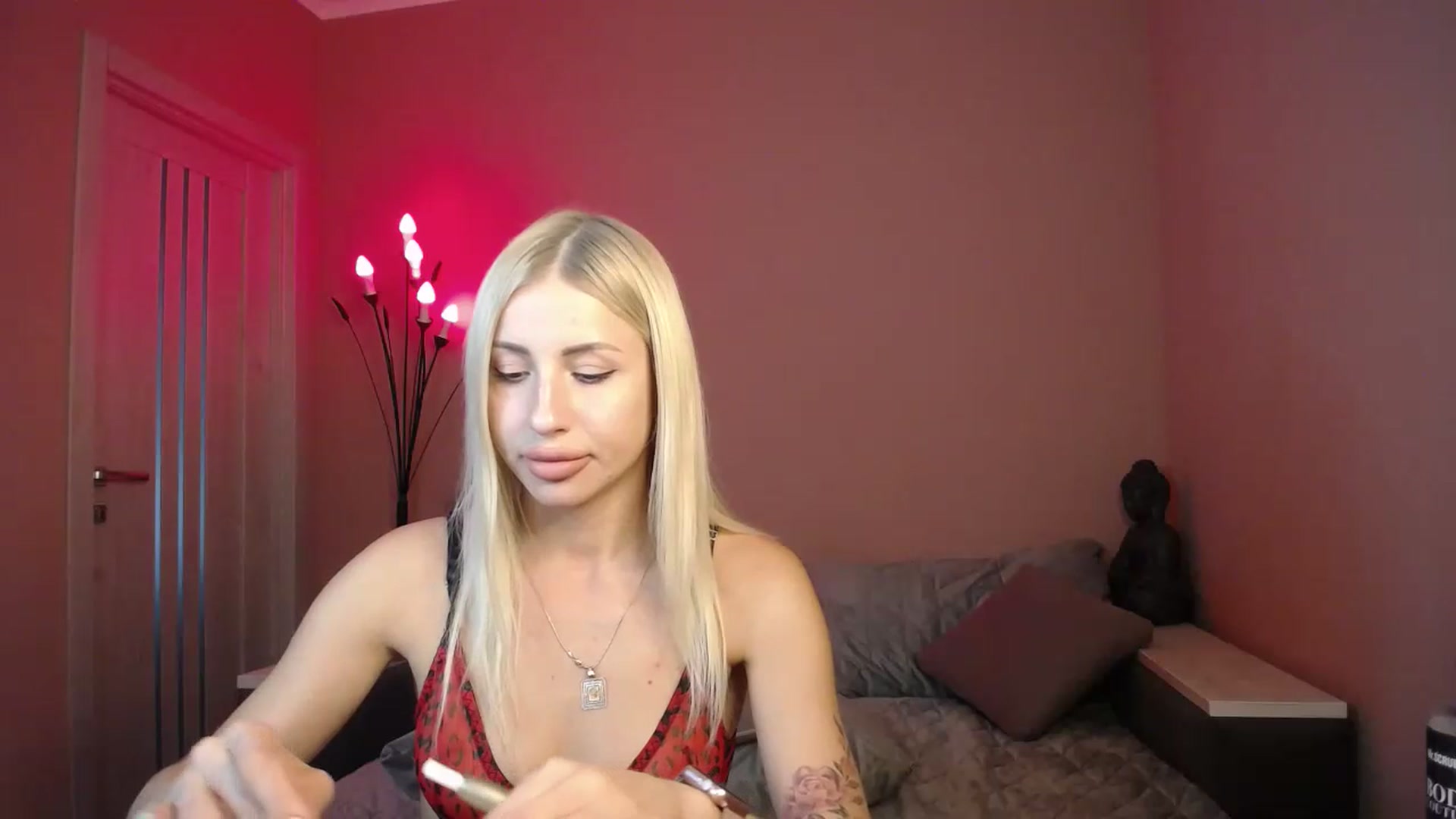 Gallery image thumbnail from KimKalash's myfreecams stream on, 07/08/2023, 13:11 image 5 of 20
