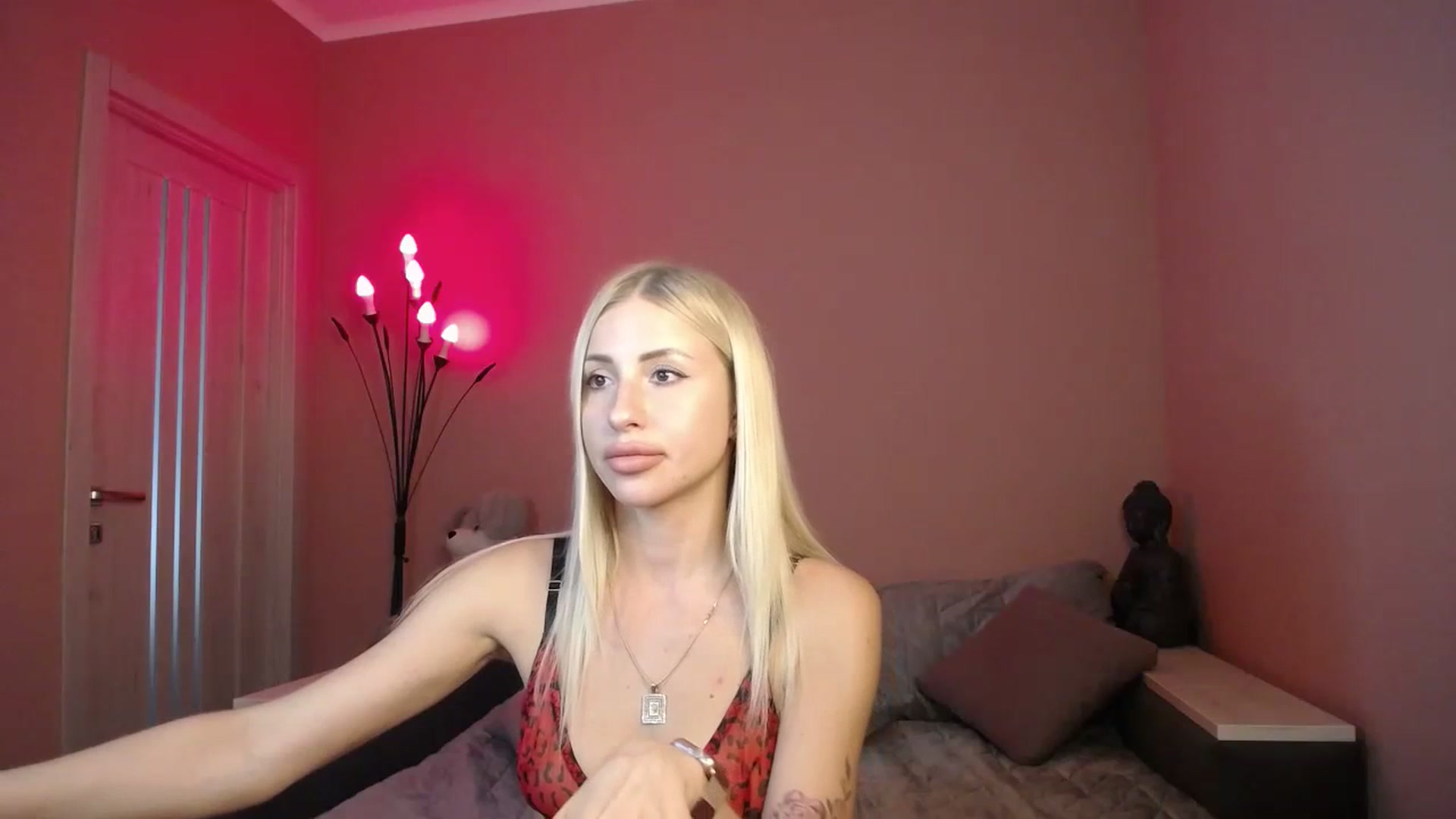 Gallery image thumbnail from KimKalash's myfreecams stream on, 07/08/2023, 13:27 image 20 of 20