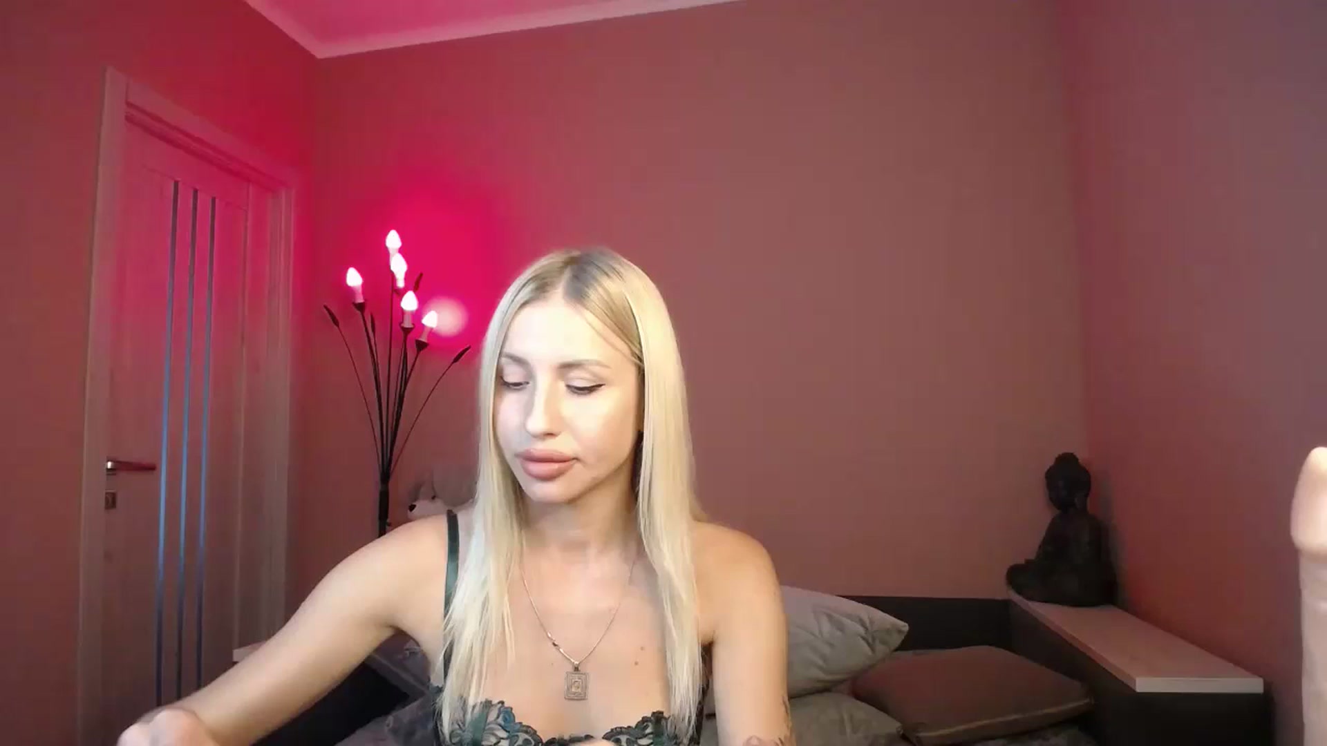 Gallery image thumbnail from KimKalash's myfreecams stream on, 07/09/2023, 13:59 image 2 of 20