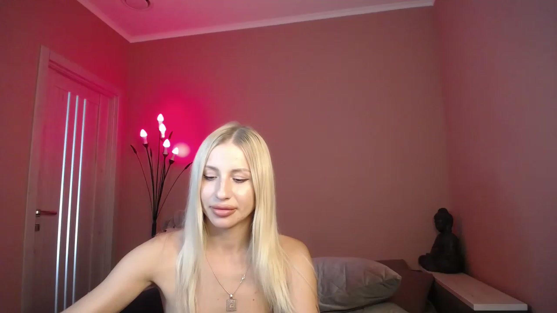 Gallery image thumbnail from KimKalash's myfreecams stream on, 07/10/2023, 11:08 image 13 of 20