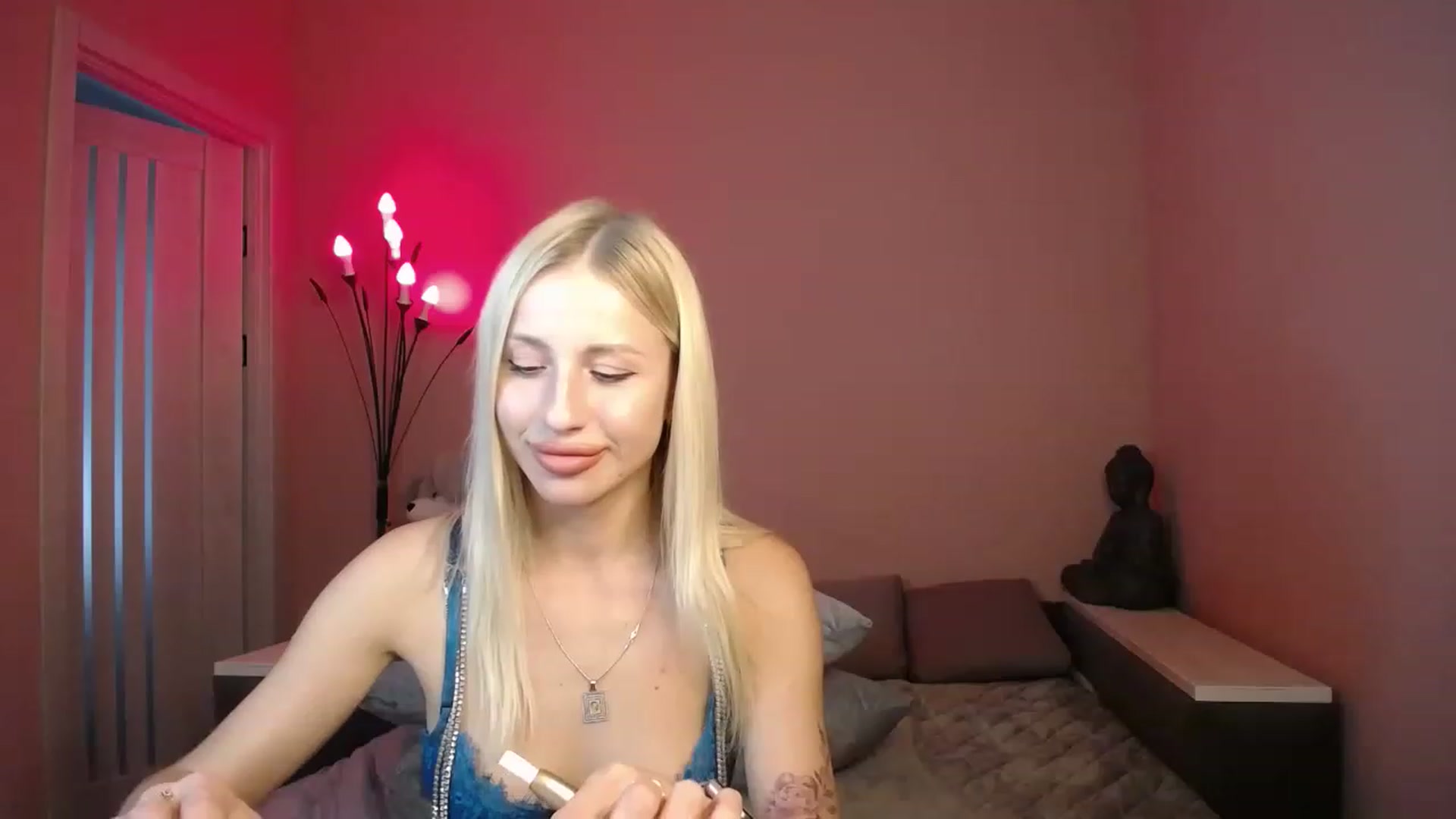 Gallery image thumbnail from KimKalash's myfreecams stream on, 07/10/2023, 13:53 image 5 of 20