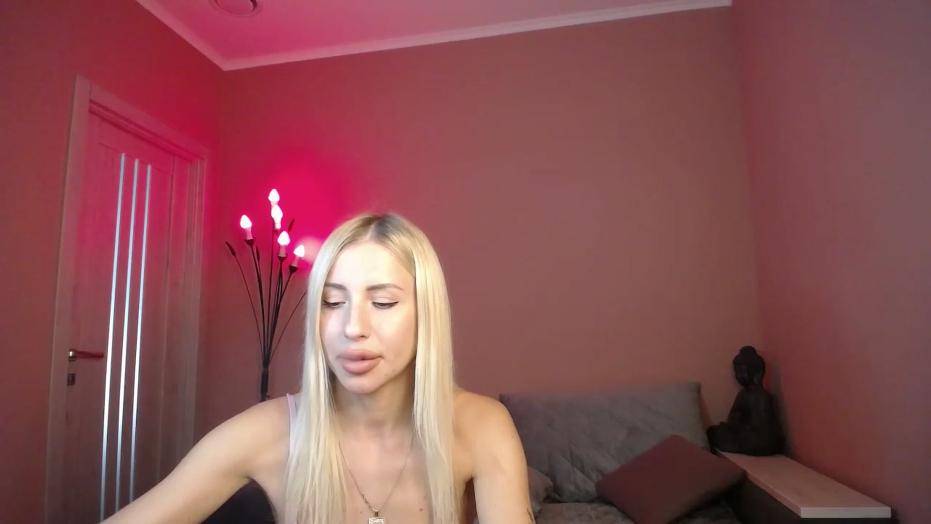 Gallery image thumbnail from KimKalash's myfreecams stream on, 07/11/2023, 10:18 image 1 of 20