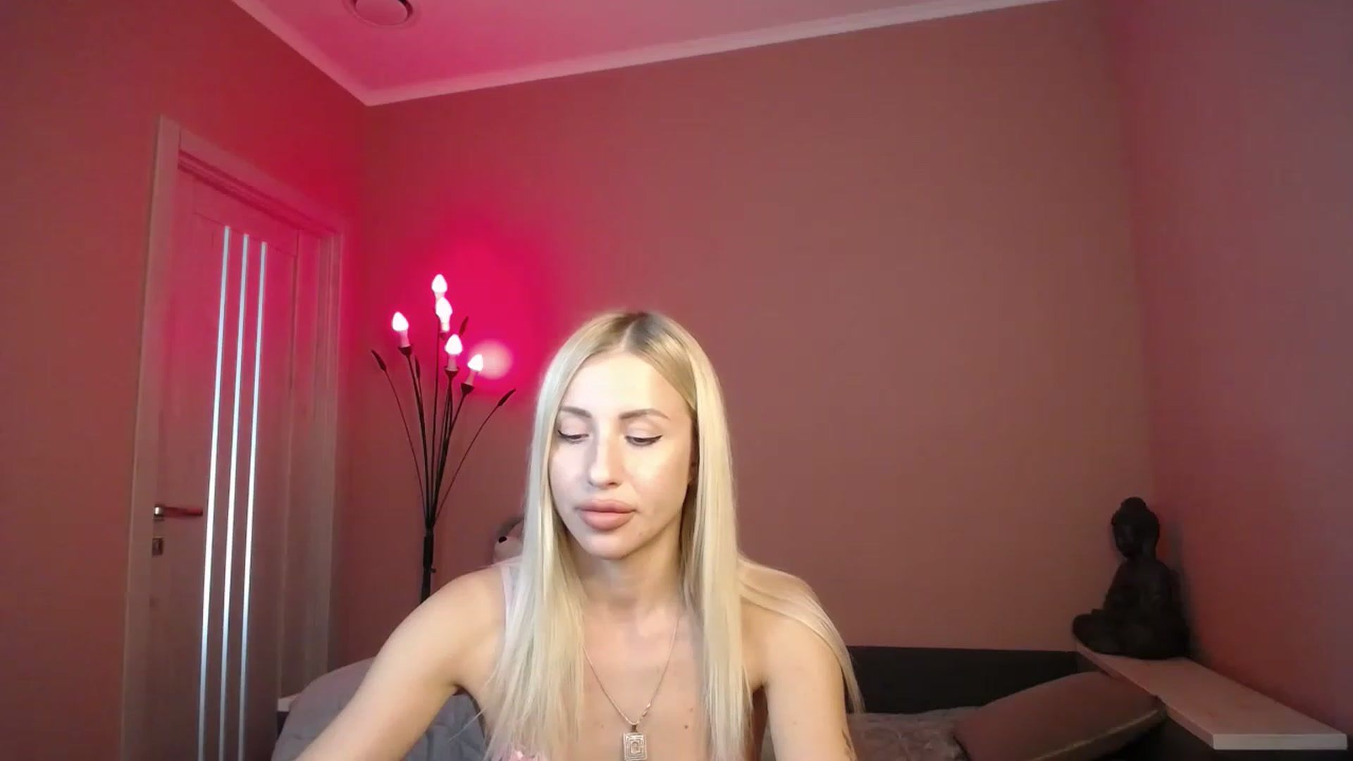 Gallery image thumbnail from KimKalash's myfreecams stream on, 07/11/2023, 11:33 image 7 of 20
