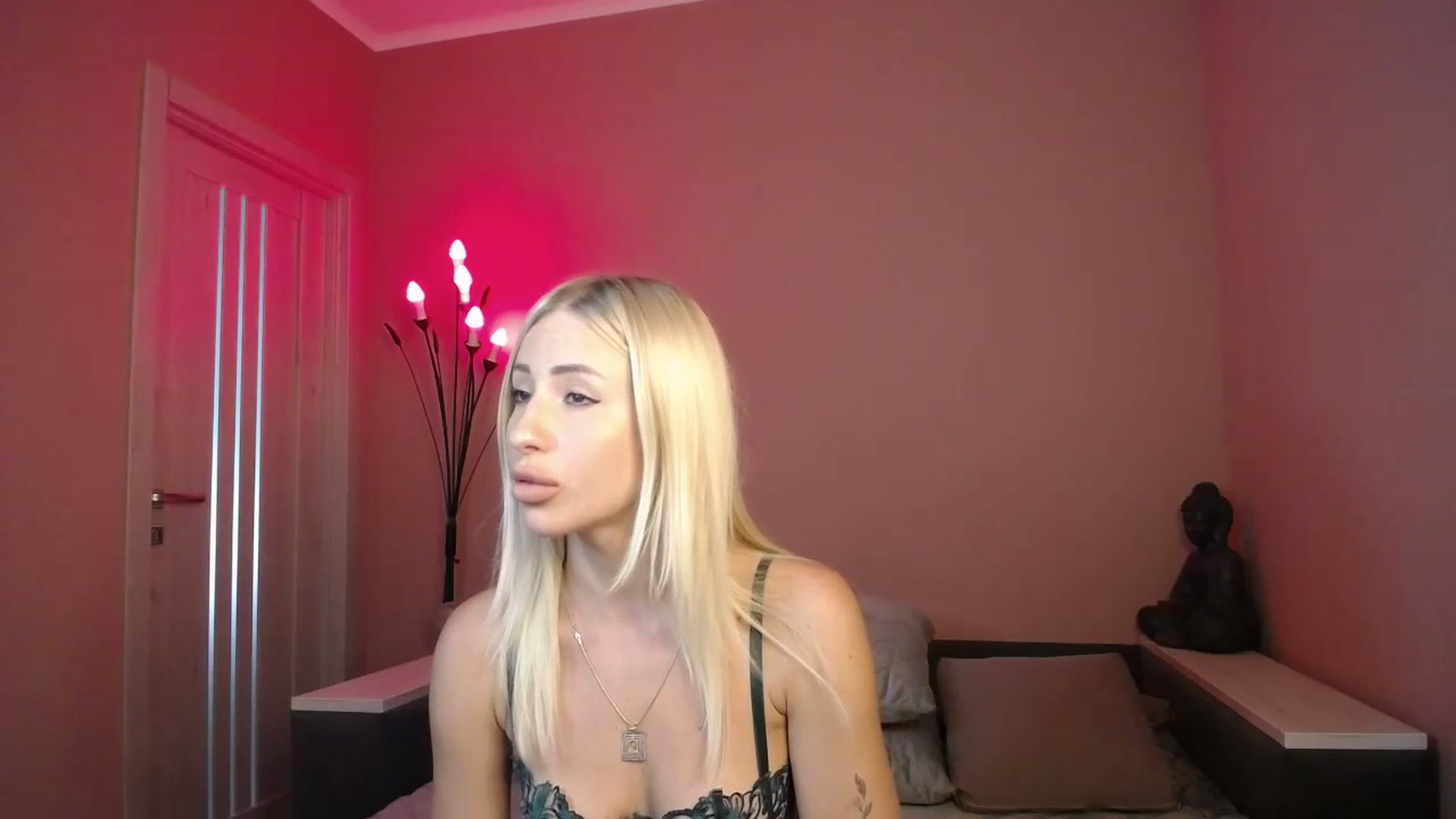 Gallery image thumbnail from KimKalash's myfreecams stream on, 07/19/2023, 10:58 image 2 of 20