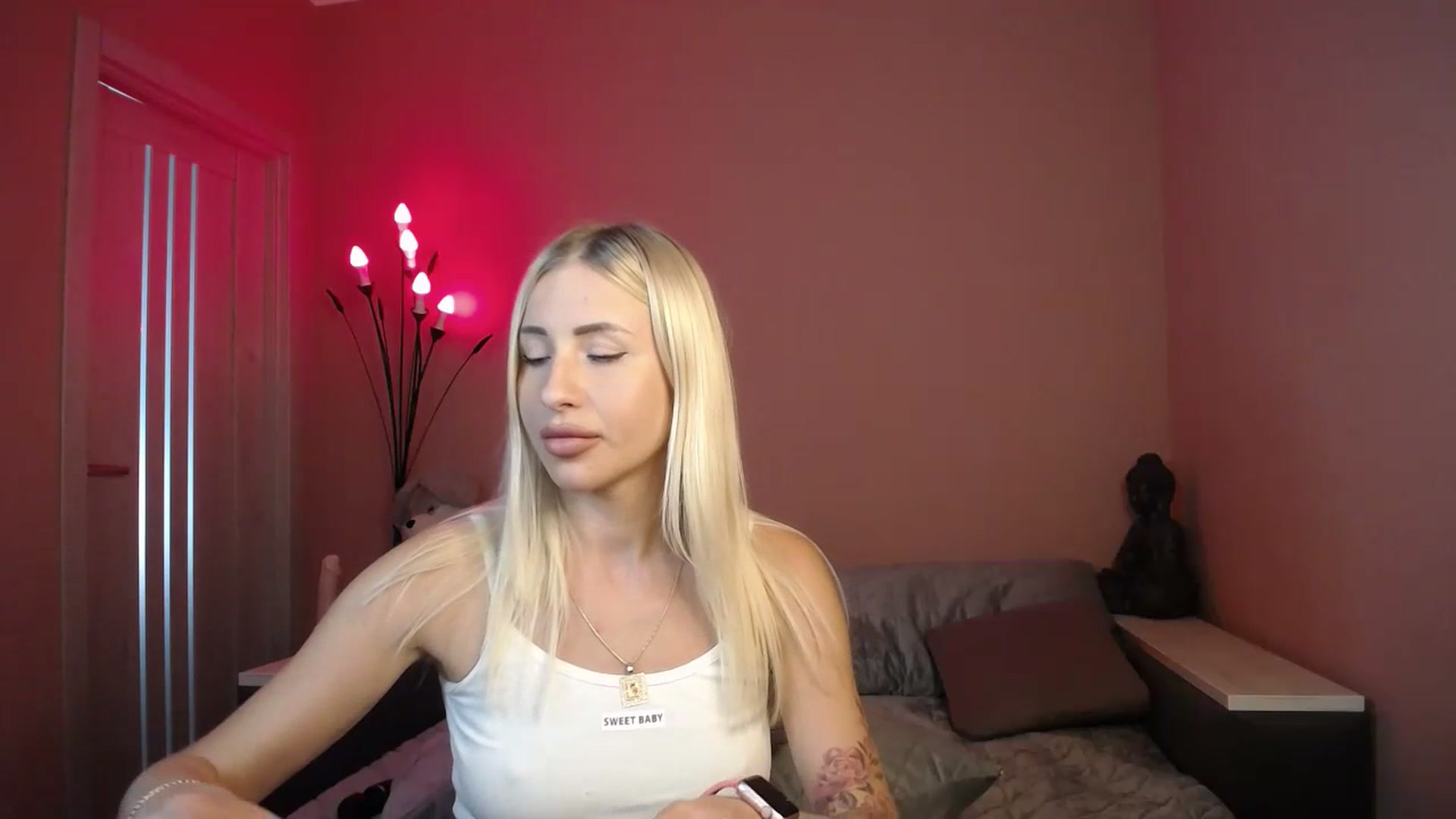 Gallery image thumbnail from KimKalash's myfreecams stream on, 07/21/2023, 12:57 image 5 of 20