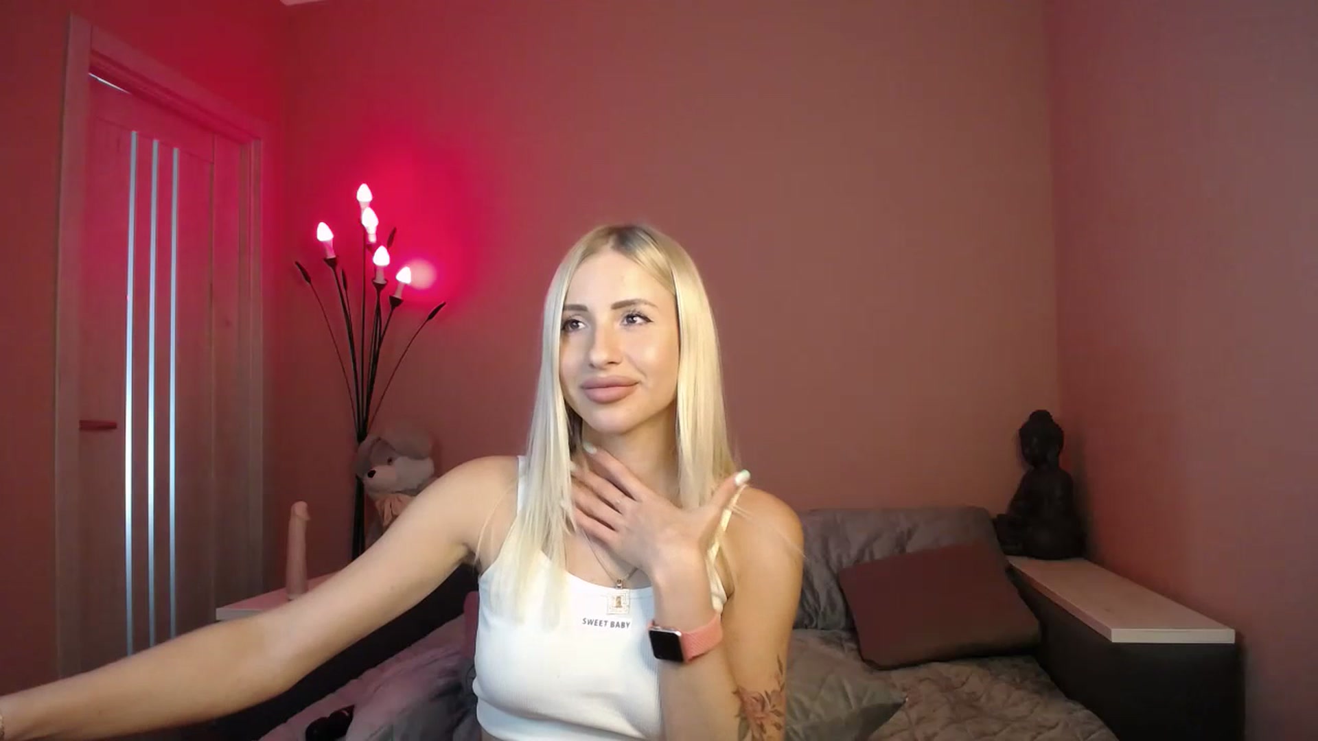 Gallery image thumbnail from KimKalash's myfreecams stream on, 07/21/2023, 12:57 image 18 of 20