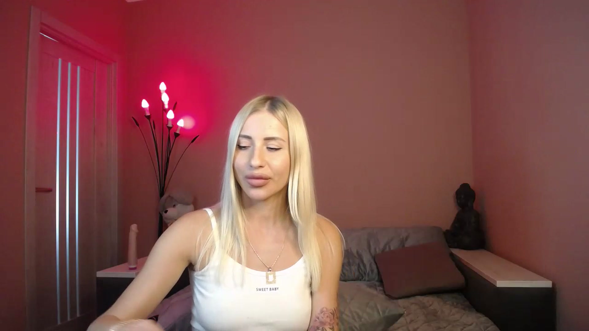 Gallery image thumbnail from KimKalash's myfreecams stream on, 07/21/2023, 12:57 image 12 of 20