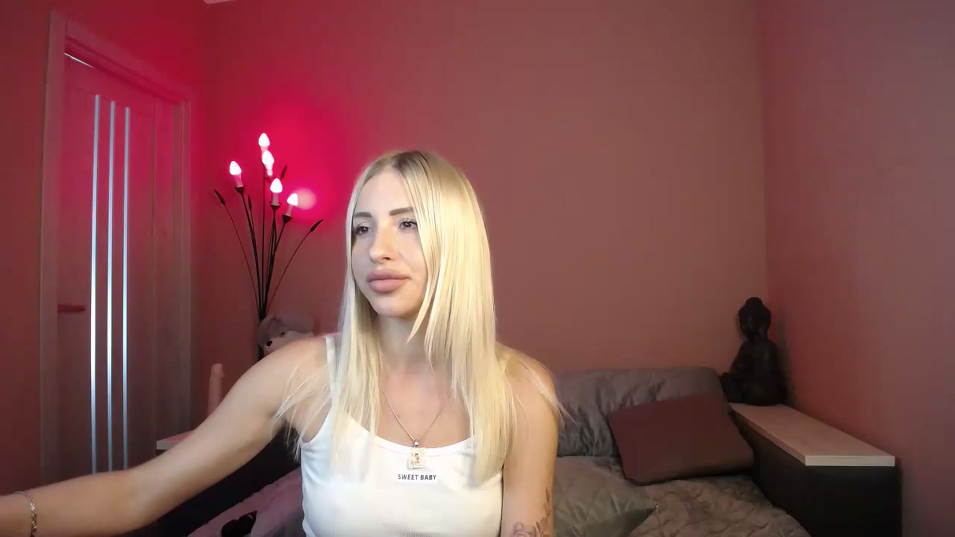 Gallery image thumbnail from KimKalash's myfreecams stream on, 07/21/2023, 12:57 image 7 of 20