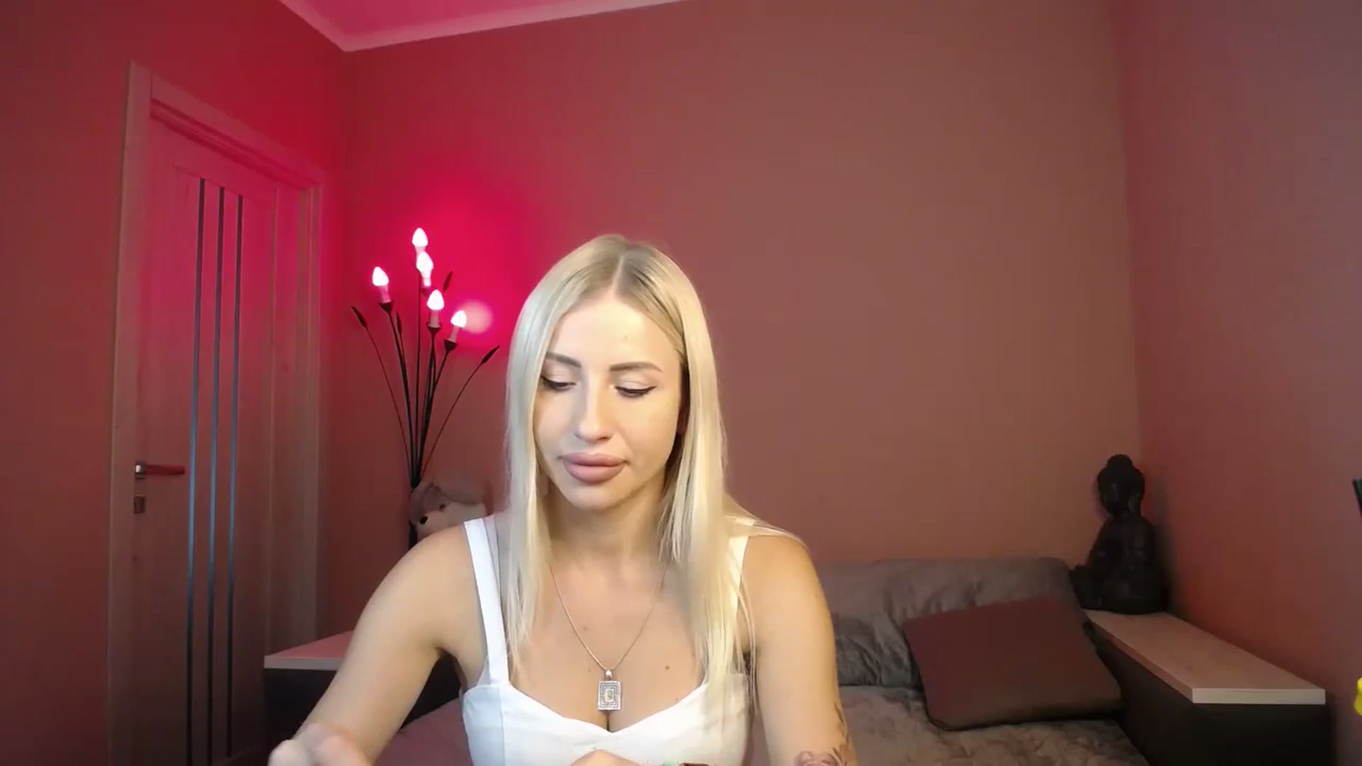 Gallery image thumbnail from KimKalash's myfreecams stream on, 07/22/2023, 09:20 image 4 of 20