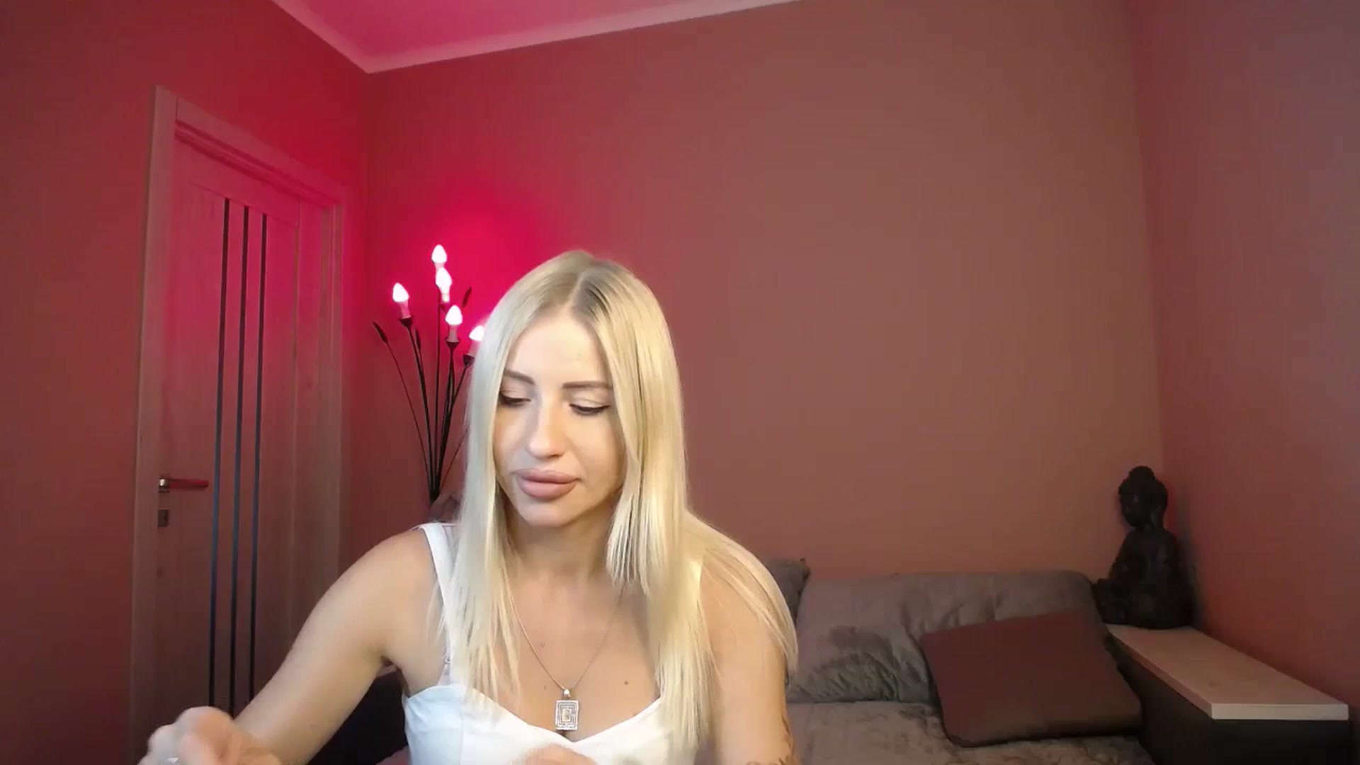 Gallery image thumbnail from KimKalash's myfreecams stream on, 07/22/2023, 09:20 image 11 of 20
