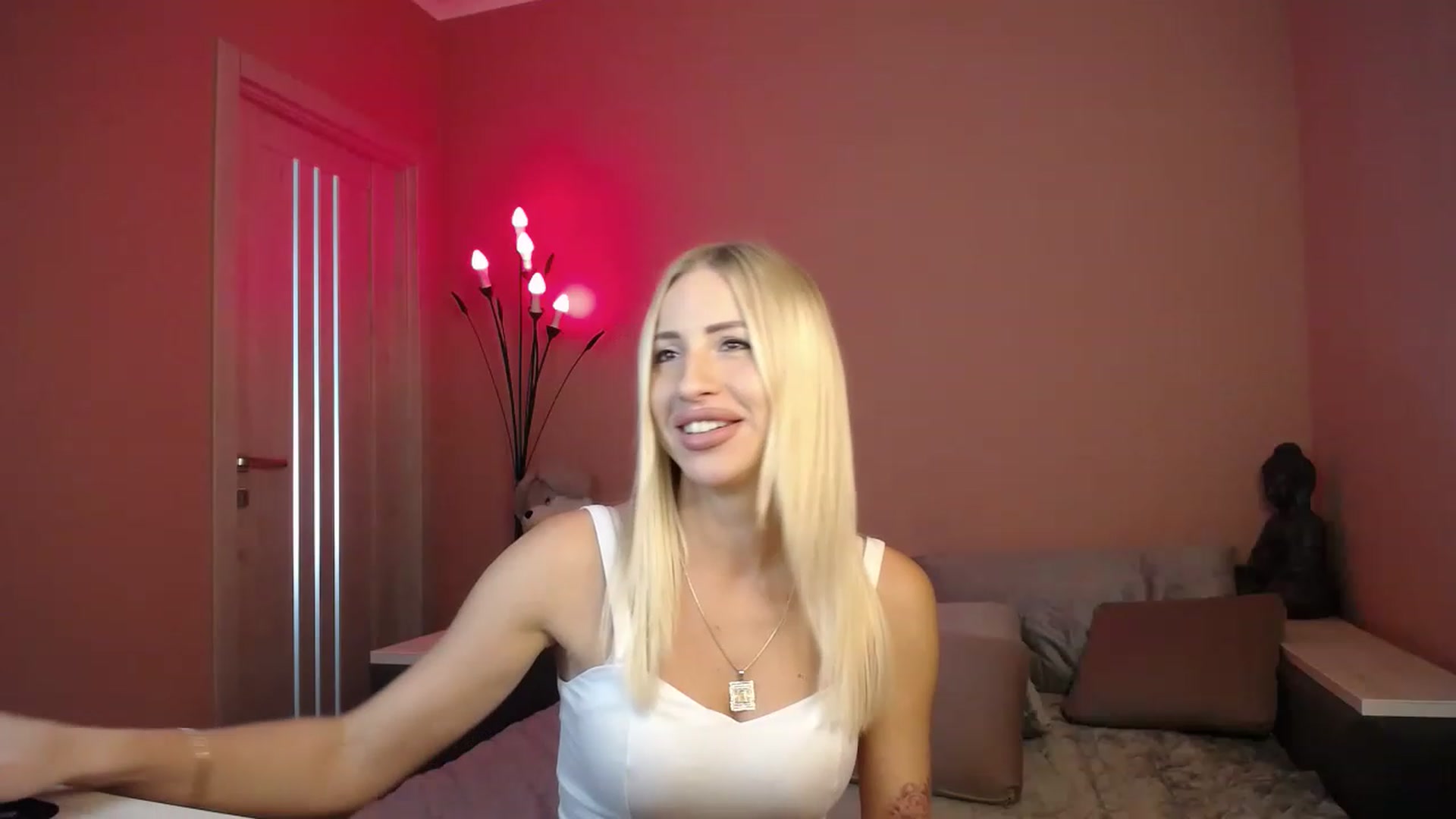 Gallery image thumbnail from KimKalash's myfreecams stream on, 07/22/2023, 11:46 image 19 of 20